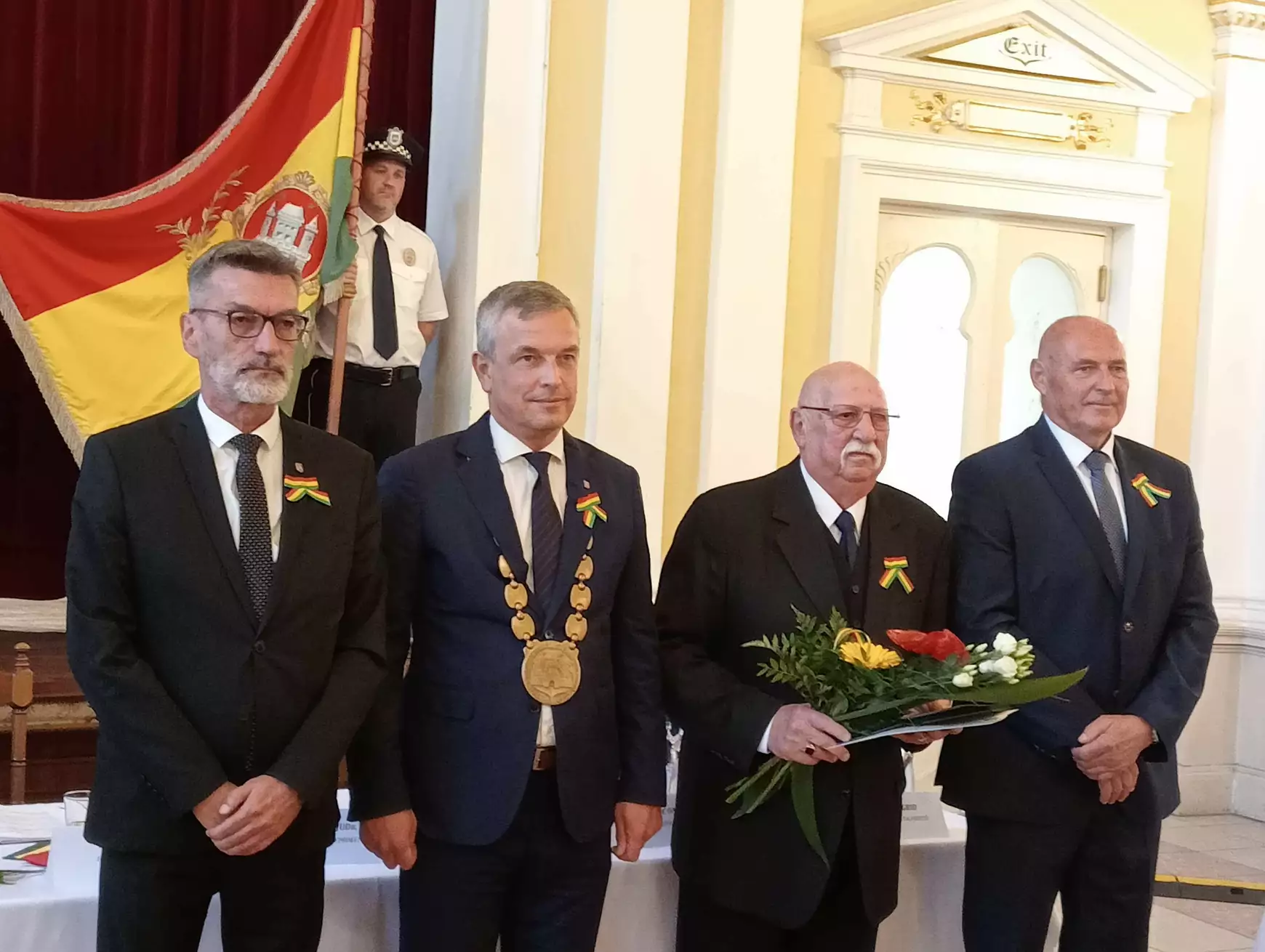 Díjátadás a Komáromi Napok nyitányán, a közös ünnepi testületi ülésen – KÉPEKKEL