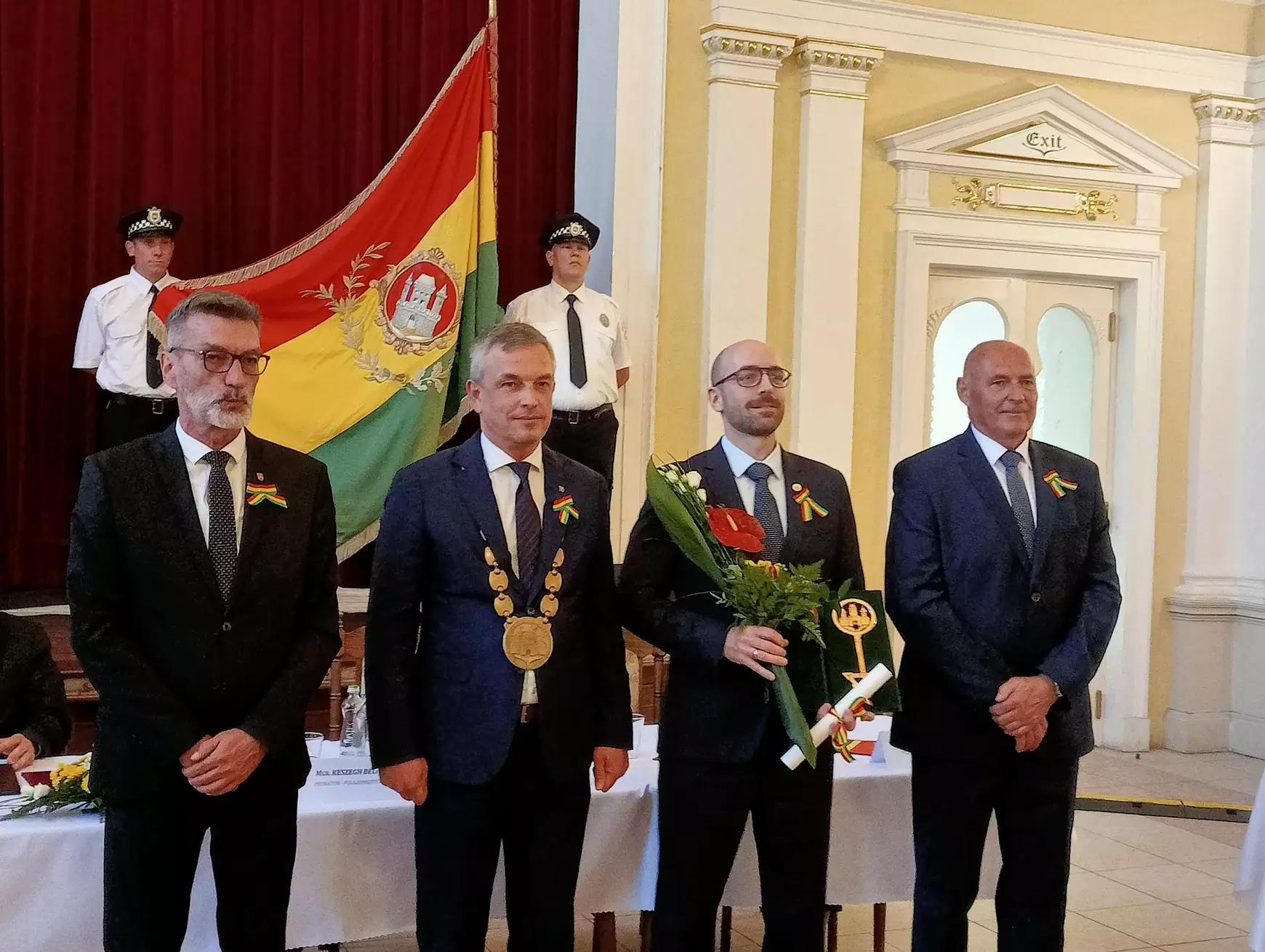 Díjátadás a Komáromi Napok nyitányán, a közös ünnepi testületi ülésen – KÉPEKKEL
