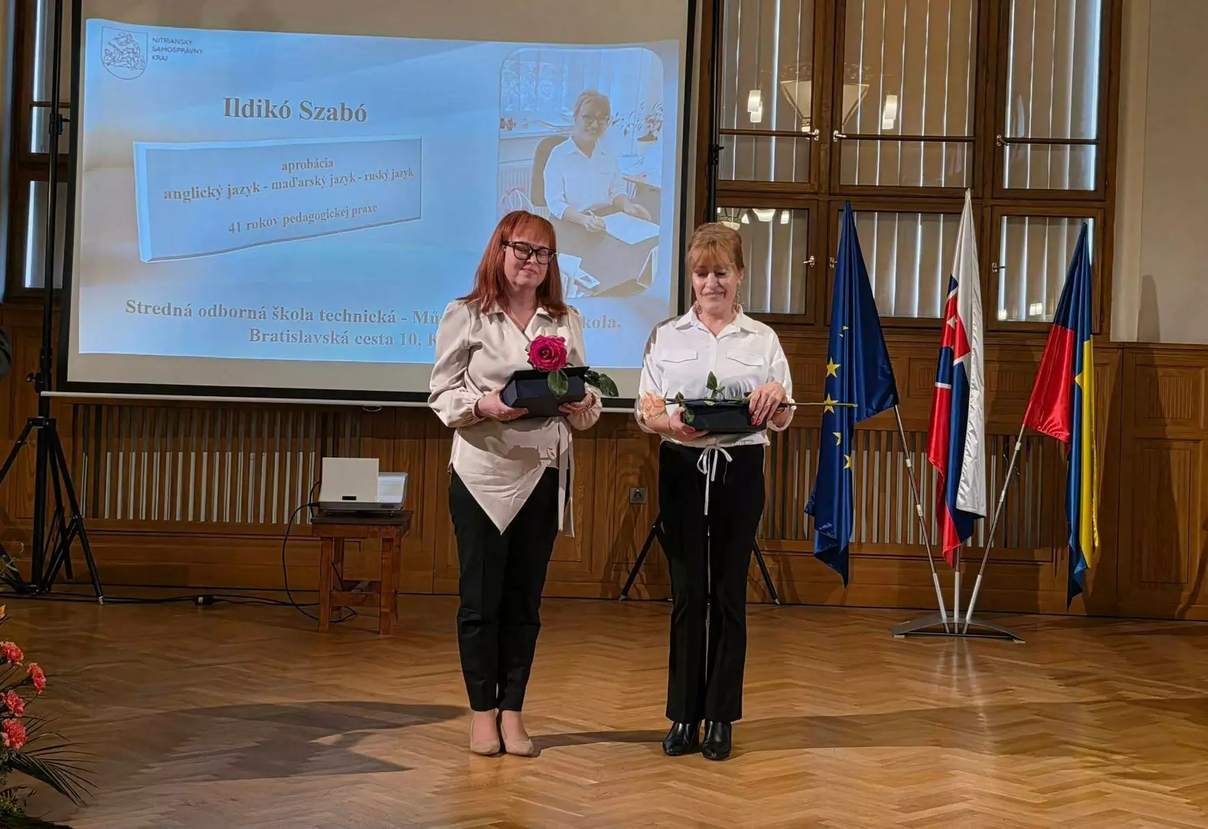 Jutalmazták Nyitra megye idén kiválasztott legkiválóbb pedagógusait - KÉPEKKEL 