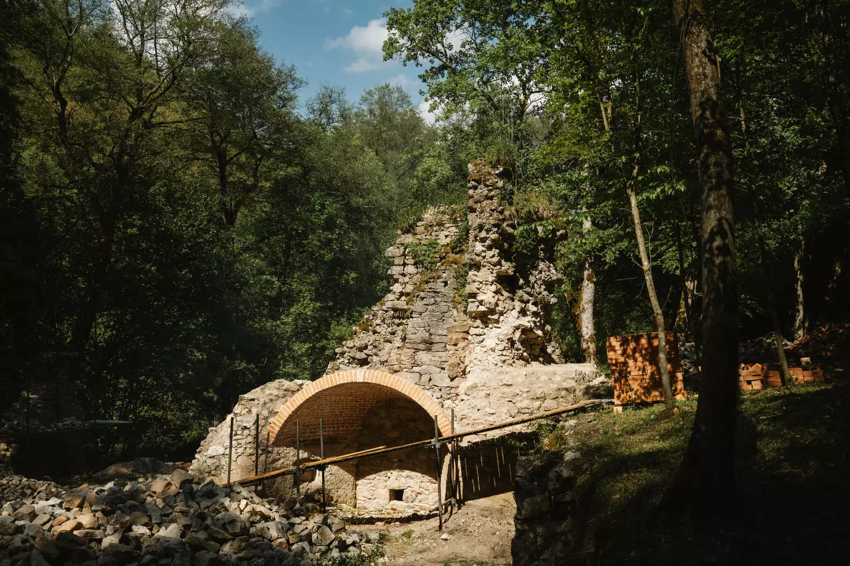 Rosszgyár, vasgyár, vasolvasztó, Beretke, Murány-áttörés