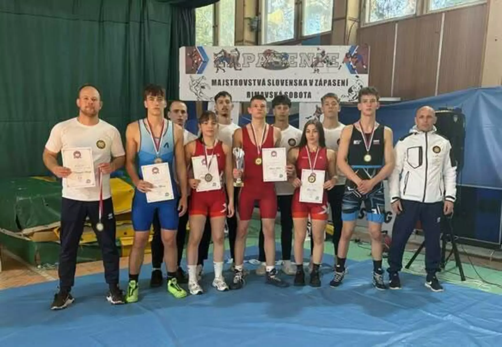 birkózók Dunaszerdahely