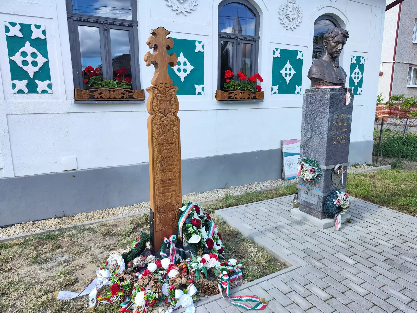 Esterházy–Duray-kopjafa Gömörpéterfala