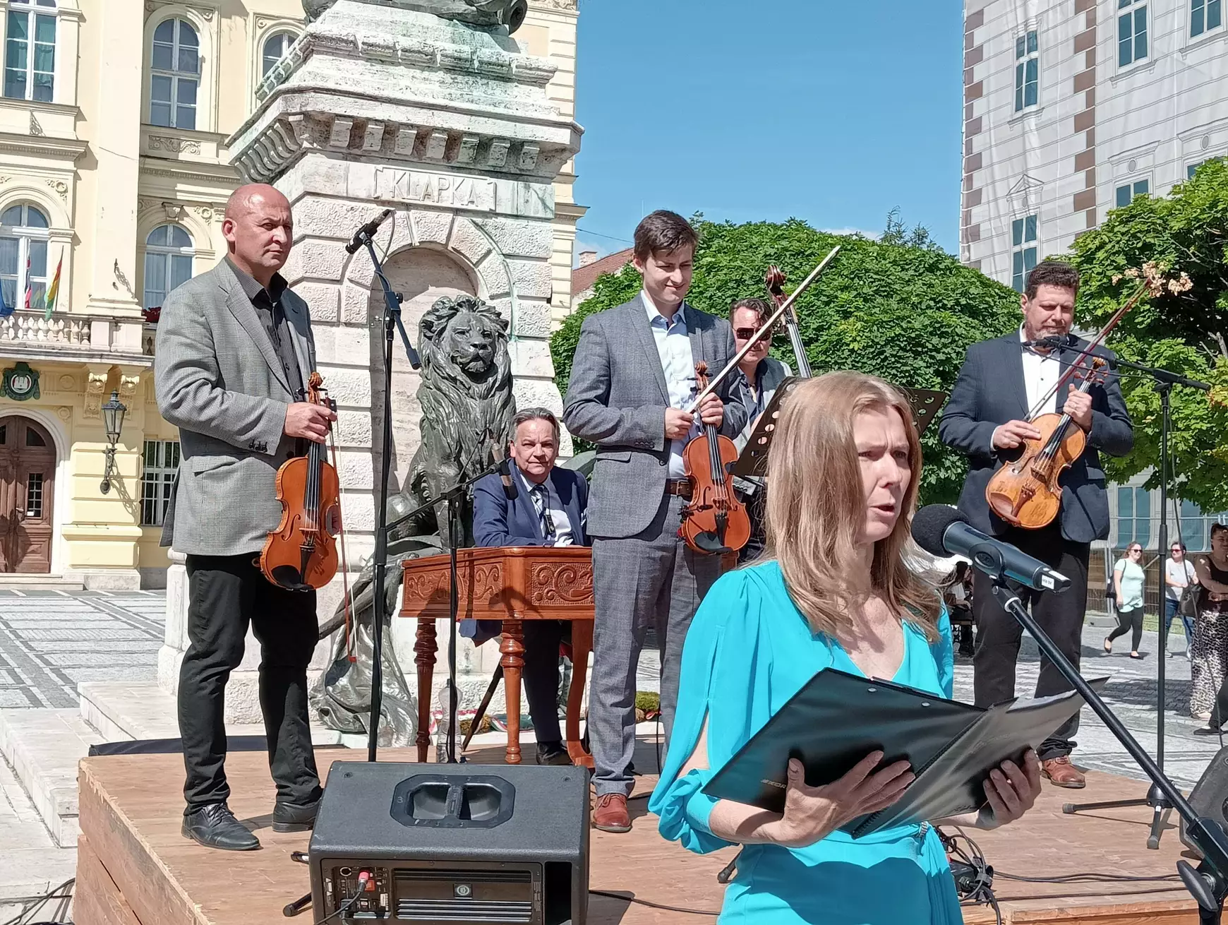 Komáromban is megvallottuk: összetartozunk – KÉPEKKEL