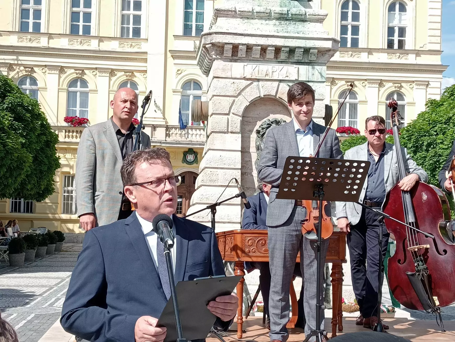 Komáromban is megvallottuk: összetartozunk – KÉPEKKEL