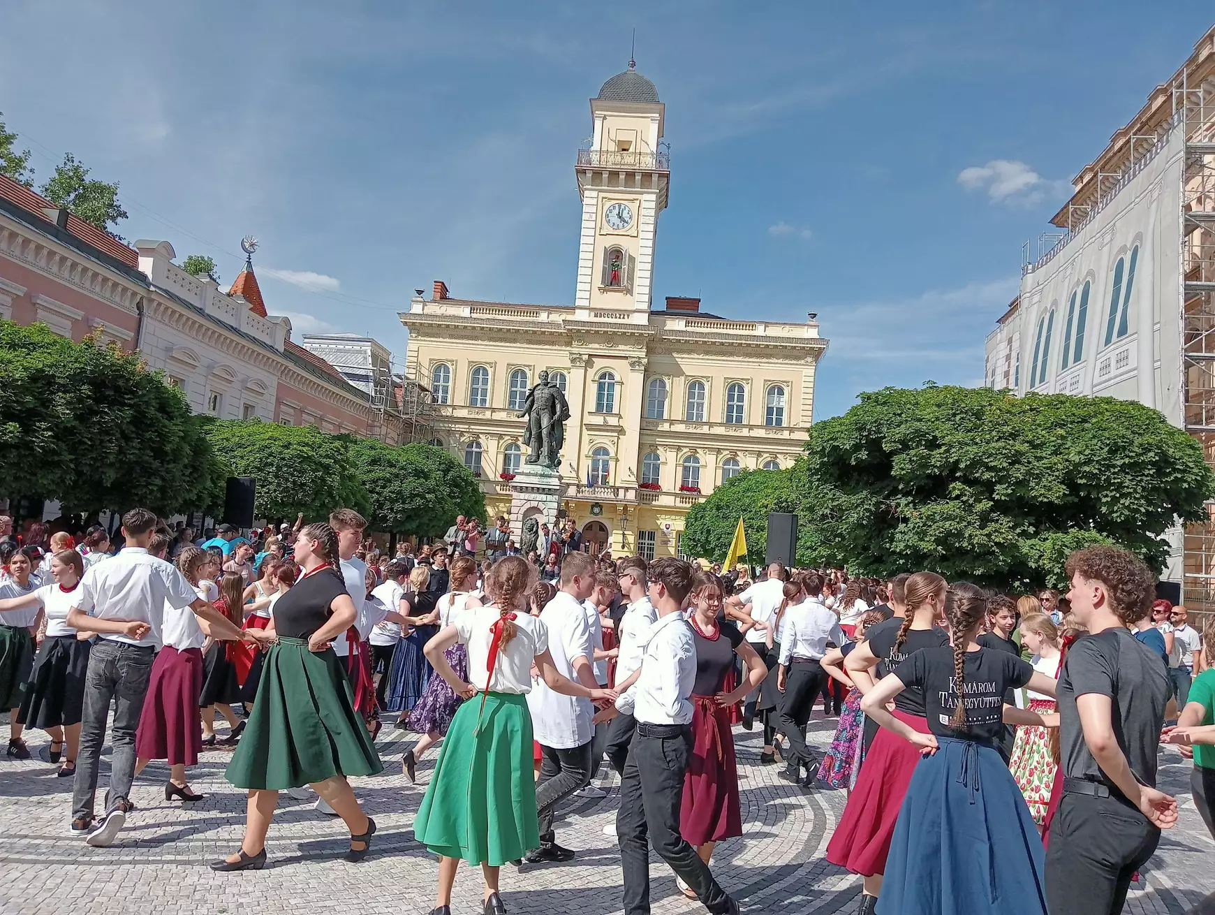 Komáromban is megvallottuk: összetartozunk – KÉPEKKEL