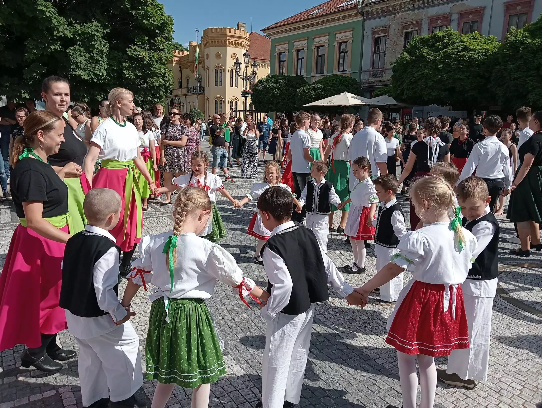 Komáromban is megvallottuk: összetartozunk – KÉPEKKEL