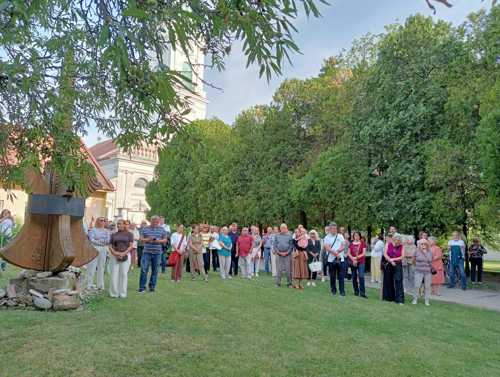 Trianon 106 - Összetartozás 16: „A lelkünk legmélyén maradjon meg a gyűrű, amely éget!”