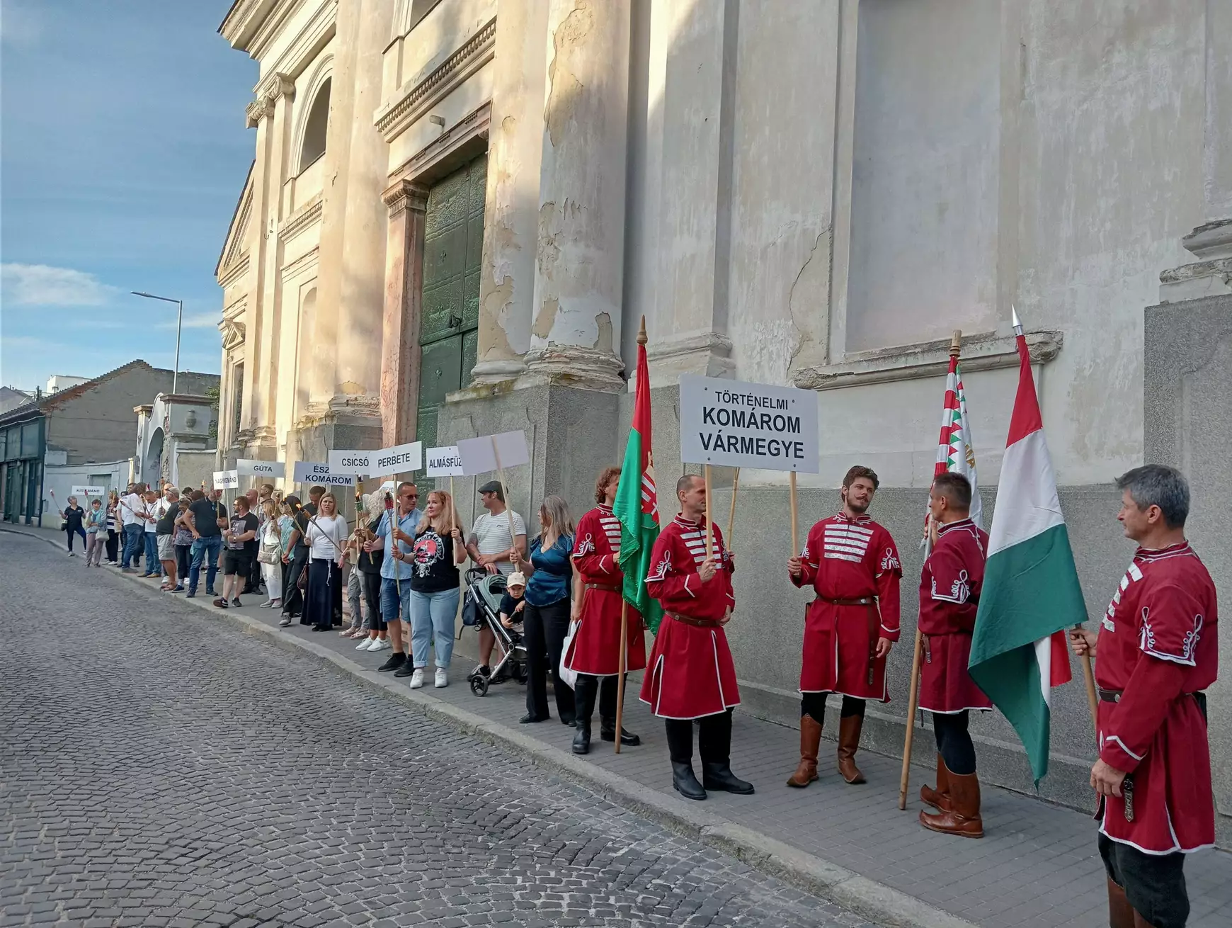 Trianon 106 - Összetartozás 16: „A lelkünk legmélyén maradjon meg a gyűrű, amely éget!”
