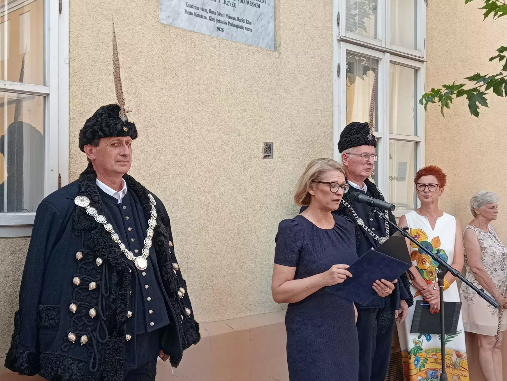 Komáromban már emléktábla hirdeti: itt jelent meg az első magyar nyelvű ismeretterjesztő folyóirat – KÉPEKKEL