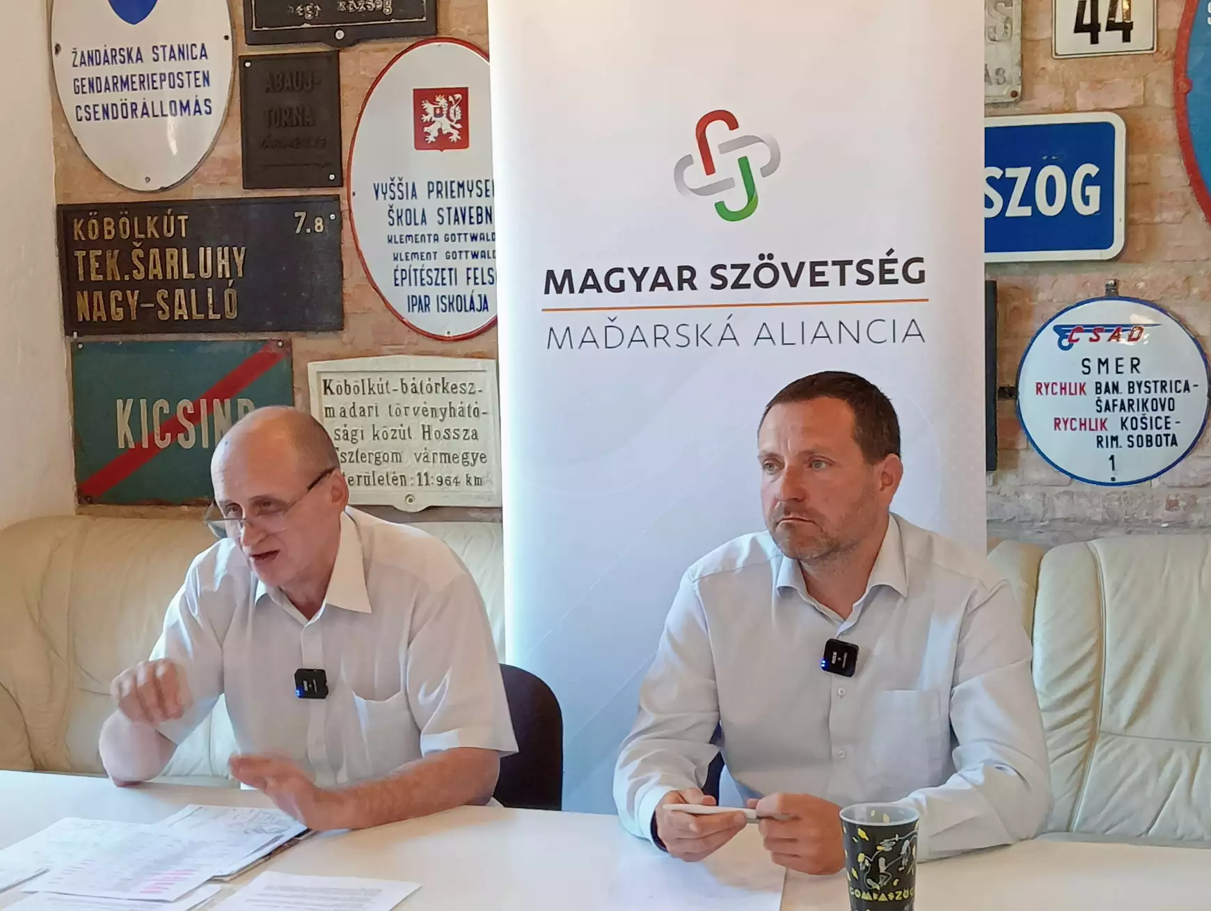 Boszorkányüldözéstől egy kórházi pavilon-felújításon át a választási előkészületekig – KÉPEKKEL