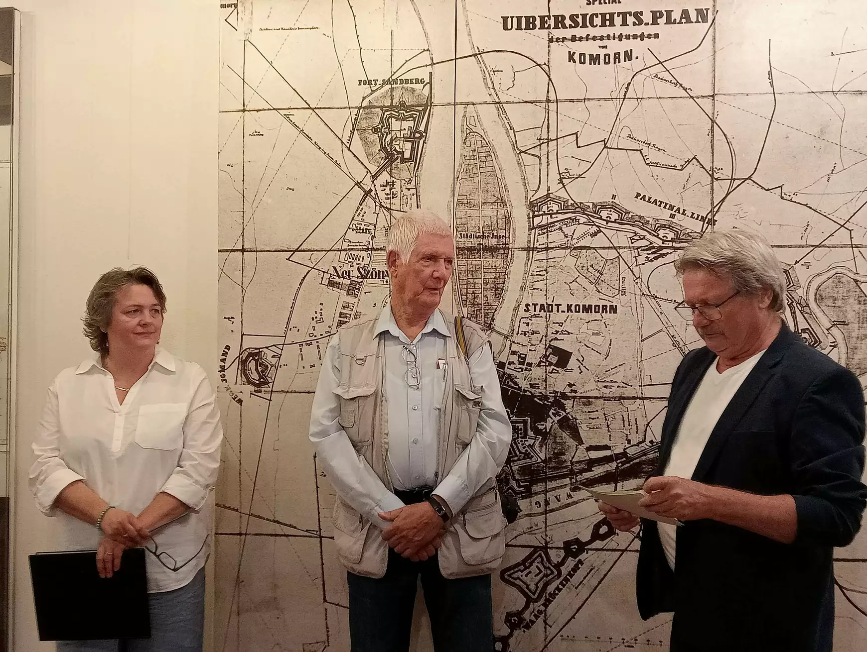 Budapest fényei és árnyoldalai a Duna Menti Múzeum fotógalériájában – KÉPEKKEL