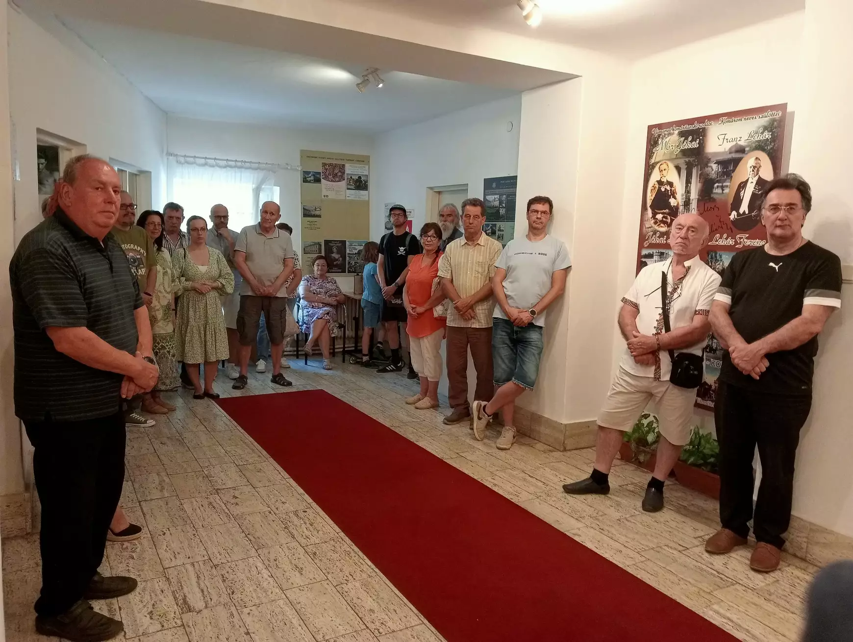 Budapest fényei és árnyoldalai a Duna Menti Múzeum fotógalériájában – KÉPEKKEL