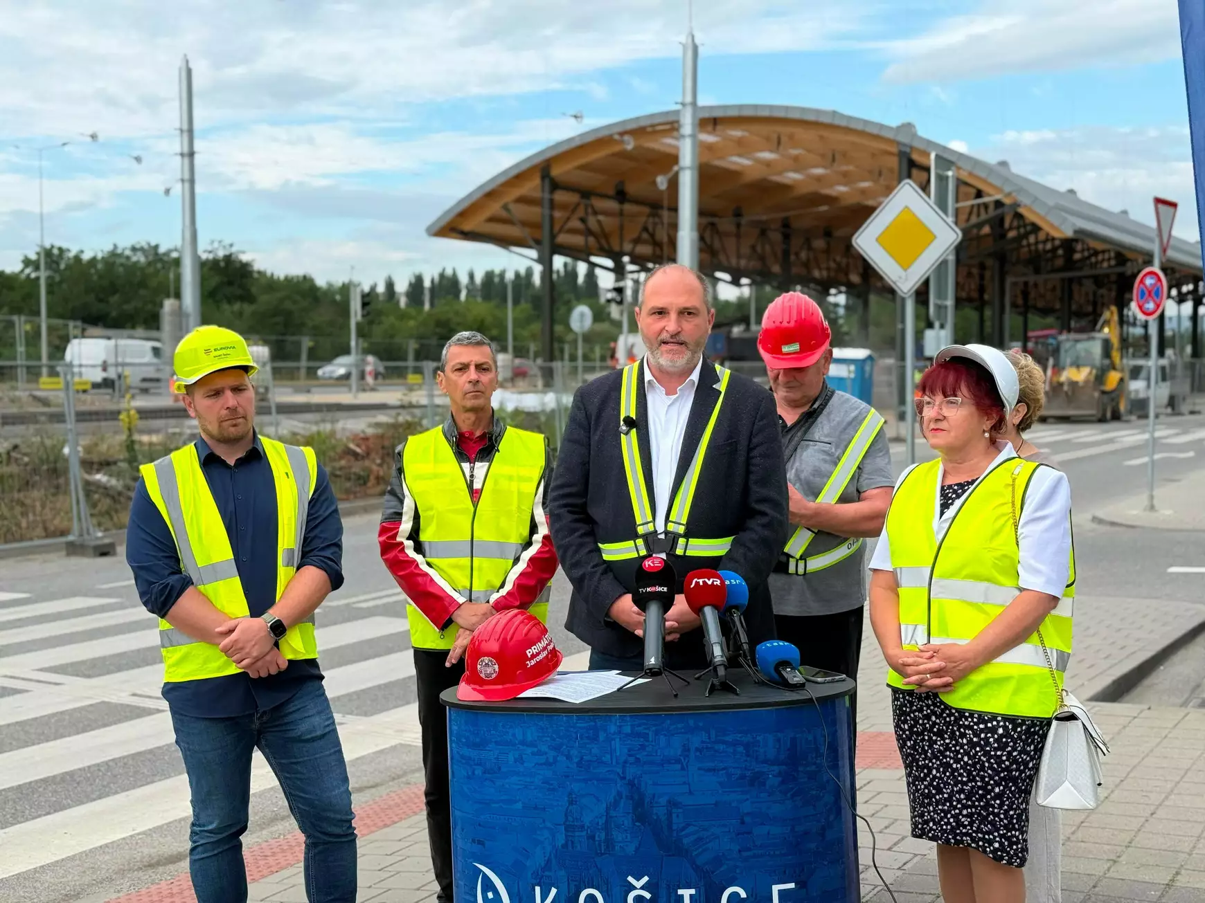 Kassa, villamos, villamossínek, felújítás, Tóvárosi lakótelep