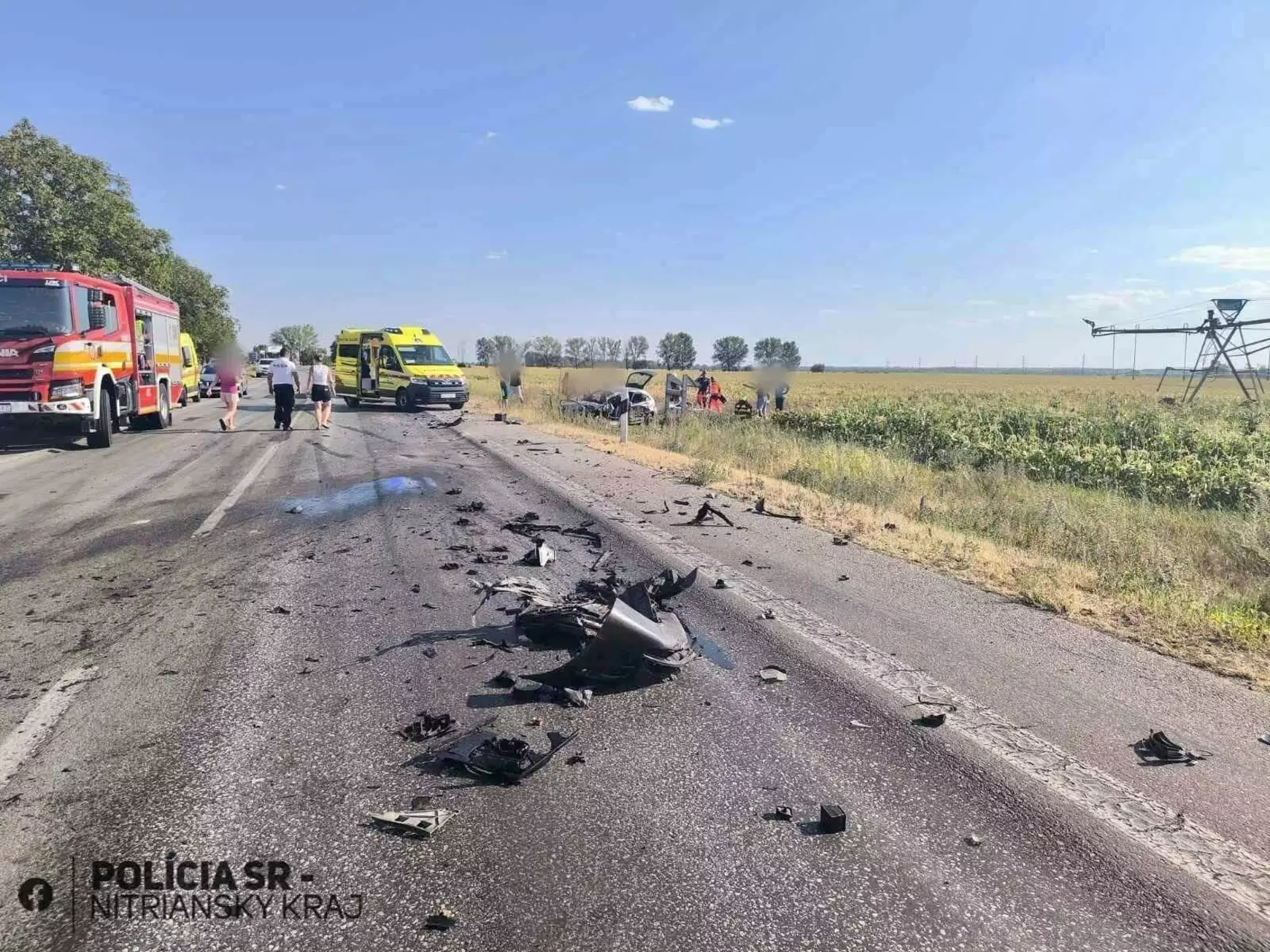 Előzés miatti karambol Ógyalla és Komárom között – KÉPEKKEL