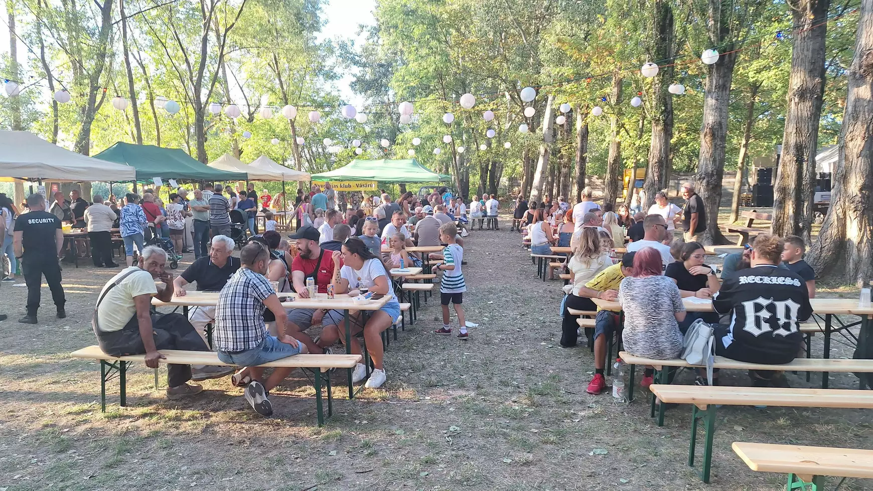 mar-delutan-is-alig-volt-szabad-ulohely