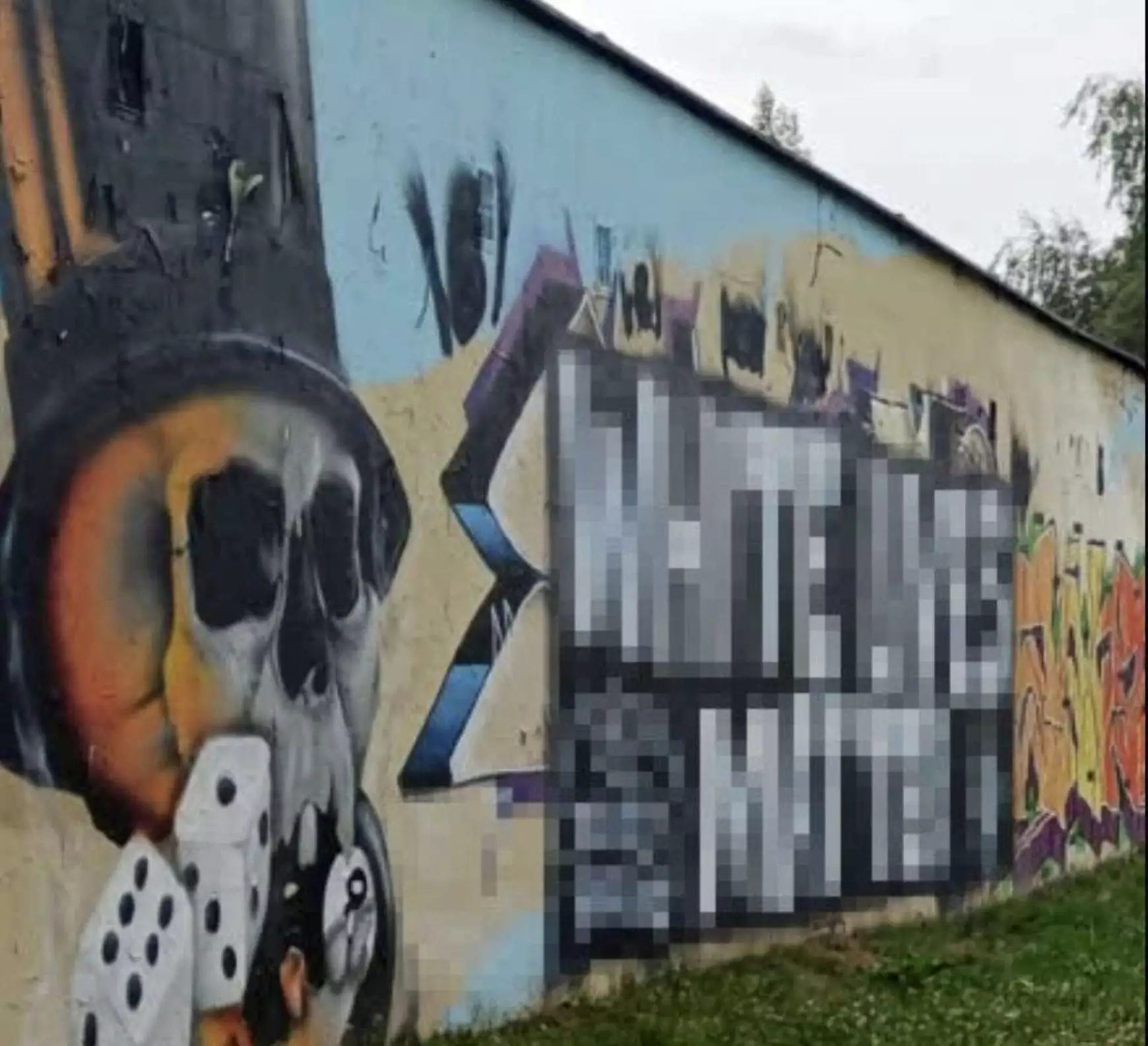White Lives Matter grafiti a lengyelországi Rzeszówban