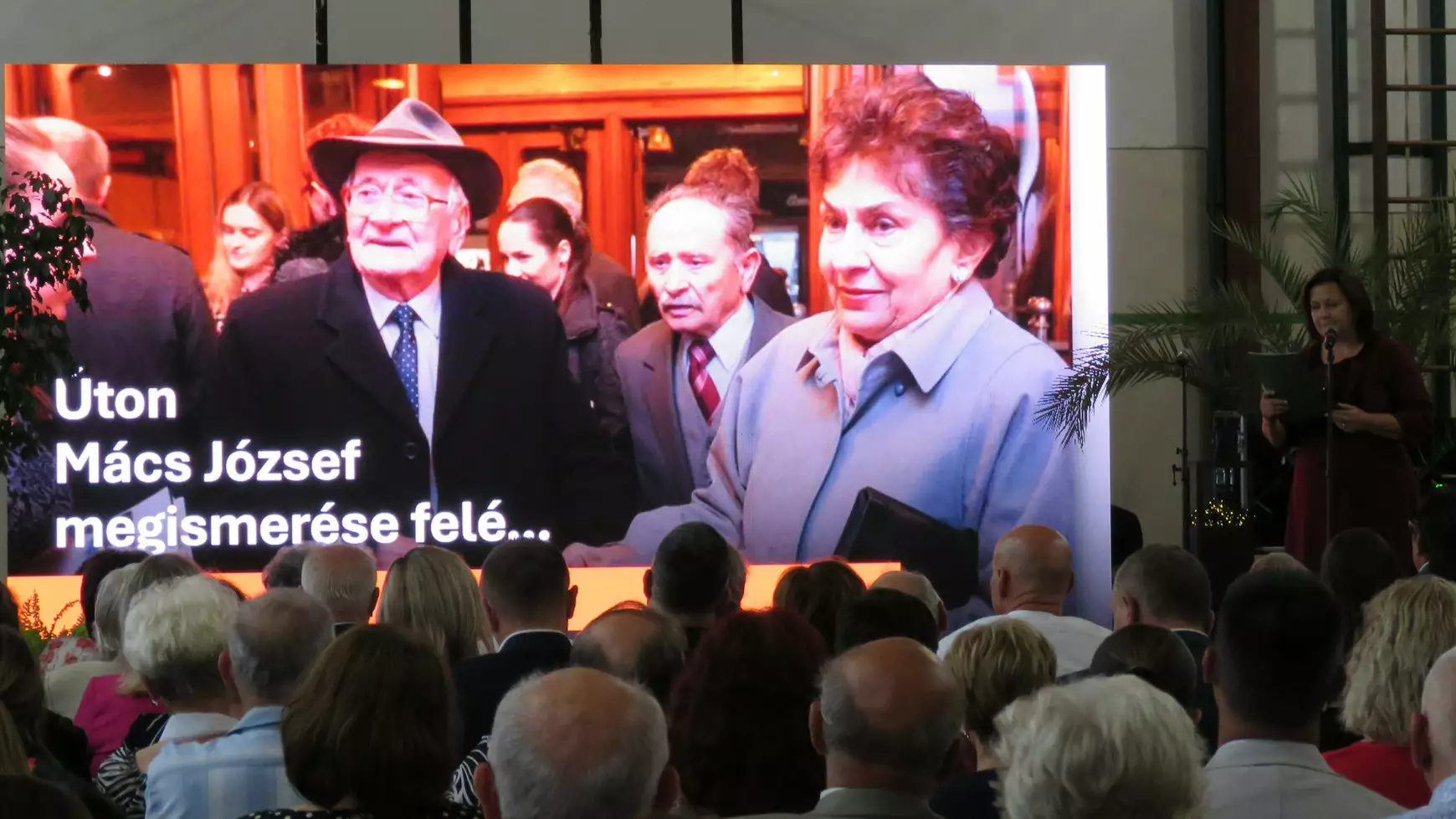 a bátkai alapiskola felvette Mács József nevét