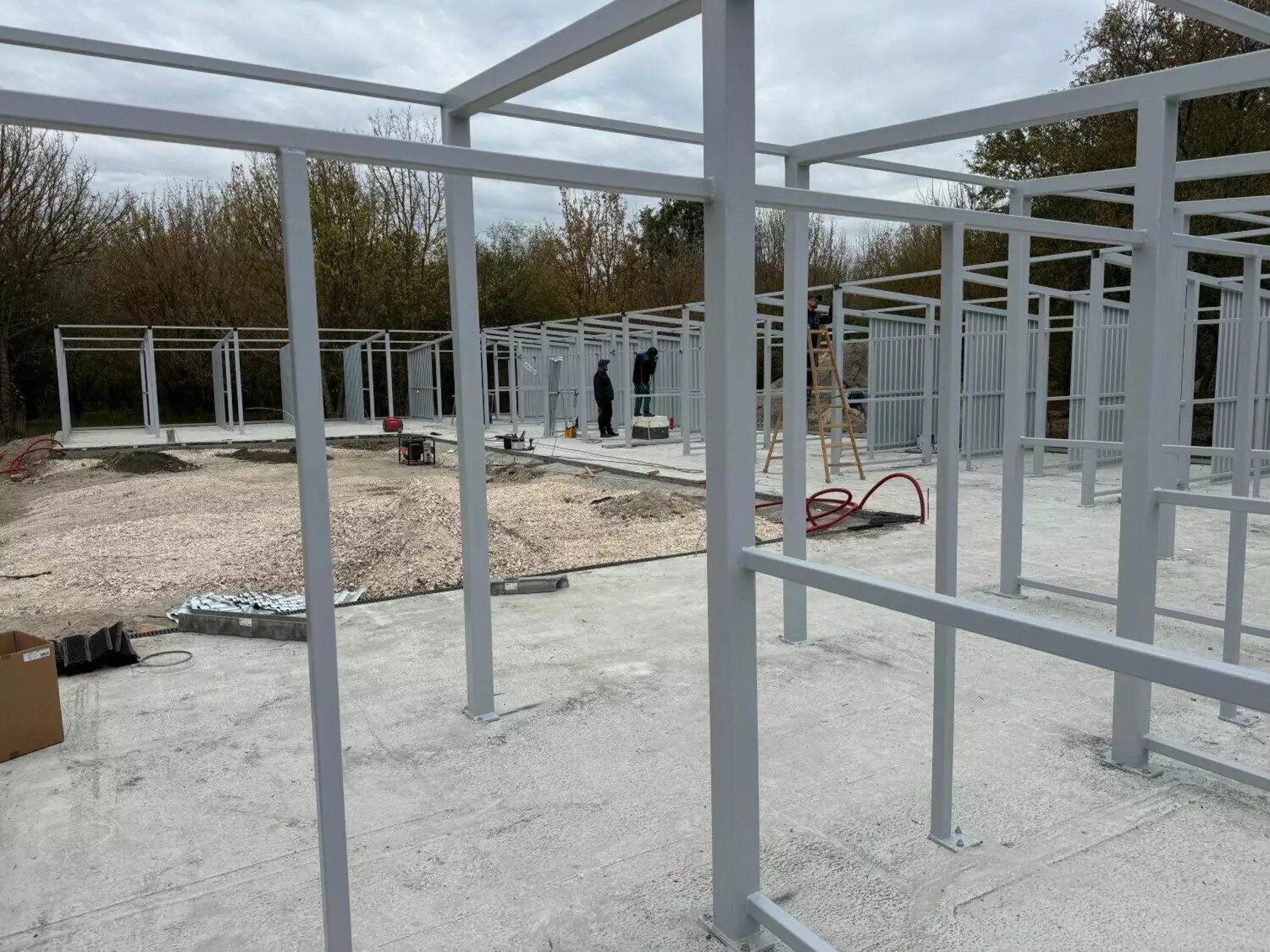 Előbb új kutyamenhely, majd kisállattemető létesül Komáromban – KÉPEKKEL