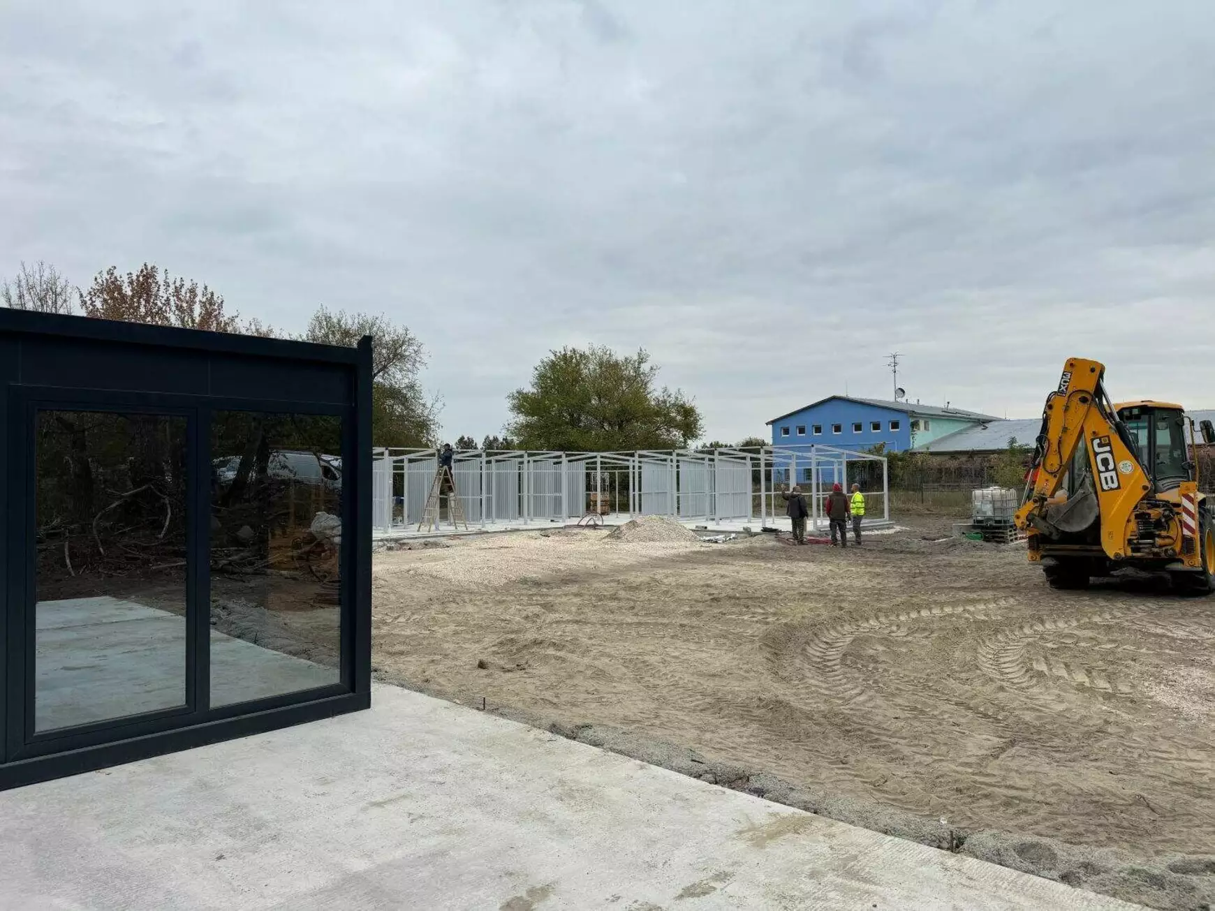 Előbb új kutyamenhely, majd kisállattemető létesül Komáromban – KÉPEKKEL