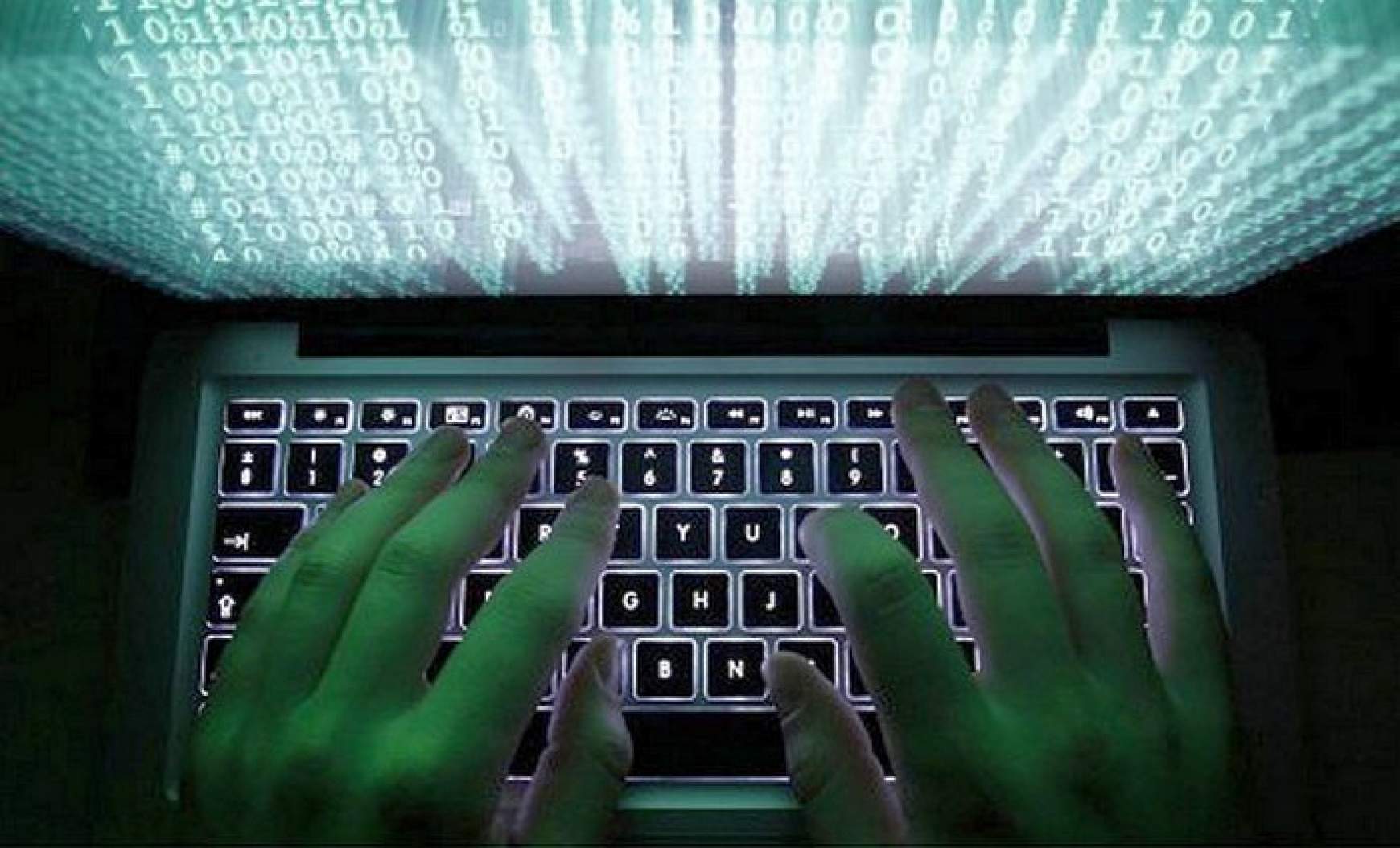 adathalasz-hacker.jpg adathalasz-hacker.jpg