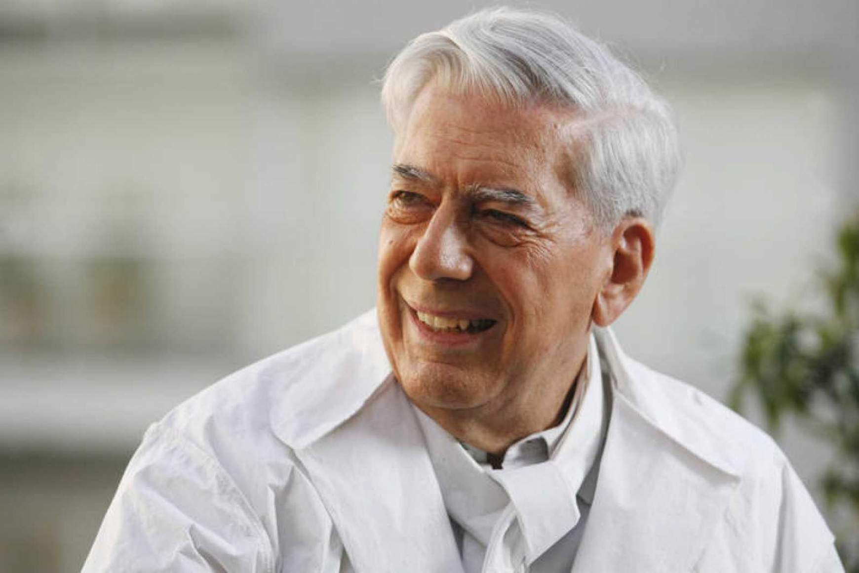 vargas-llosa-alairo.jpg vargas-llosa-alairo.jpg