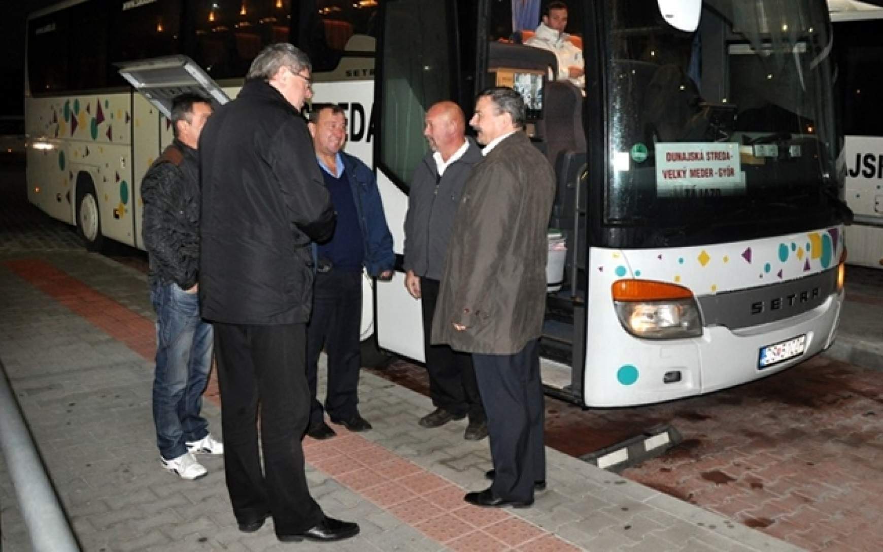 201411041636220.busz02.jpg 201411041636220.busz02.jpg
