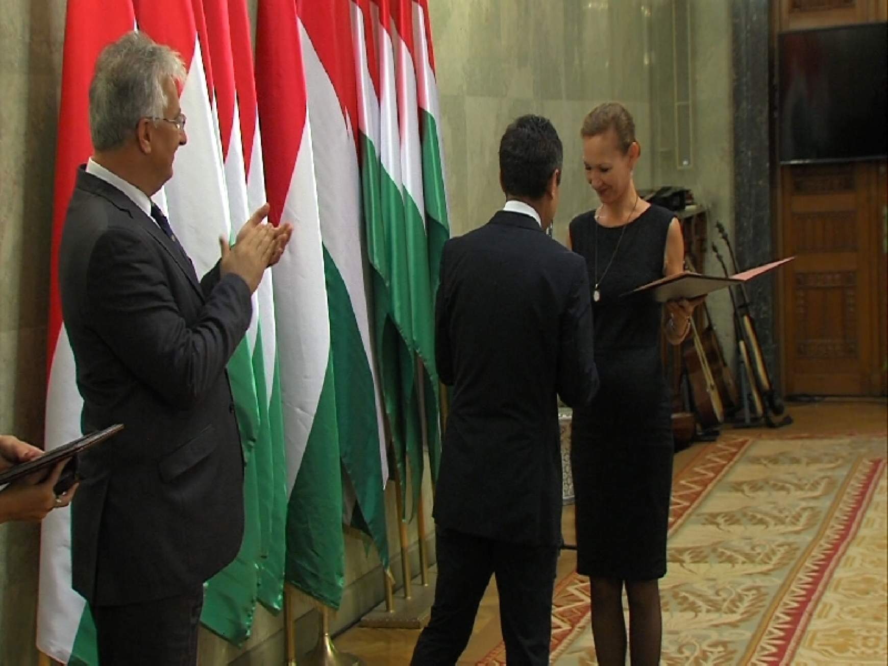 201508200834220.parlament_aug.20.Still001.jpg 201508200834220.parlament_aug.20.Still001.jpg