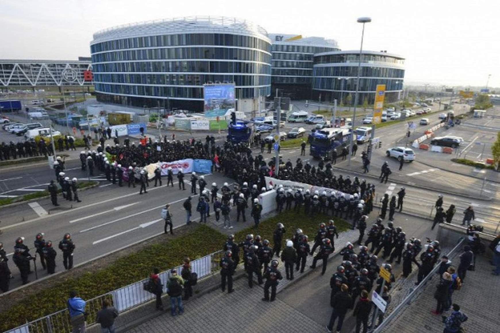 201604301450180.20160430politics-demonstration-horizontal.jpg 201604301450180.20160430politics-demonstration-horizontal.jpg