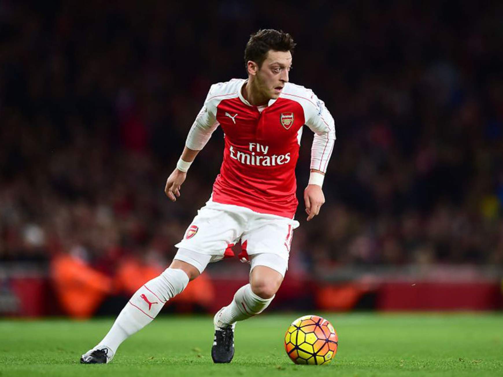 201612031402070.Ozil.jpg