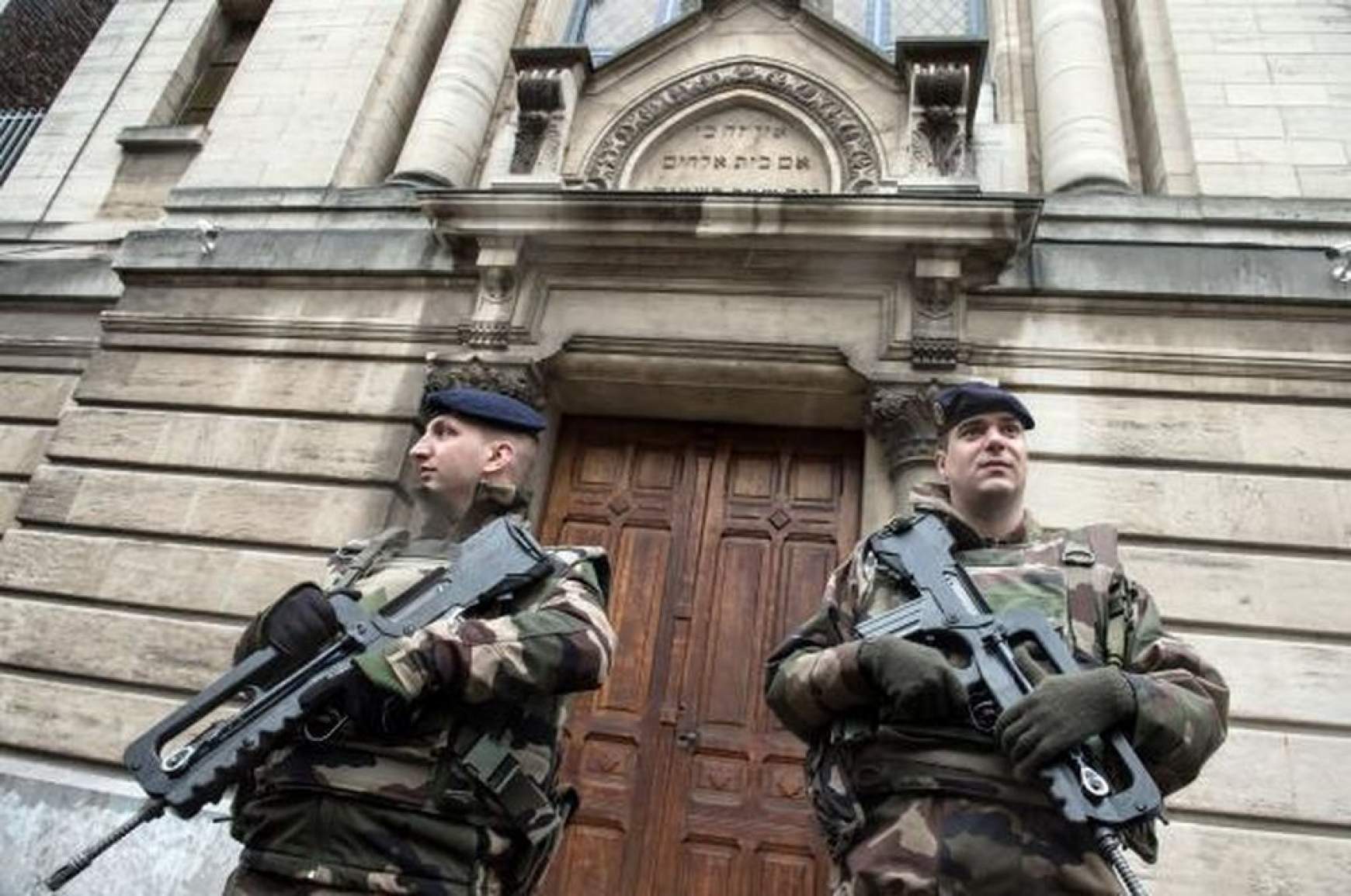 201803291216370.french-soldierrge.jpg