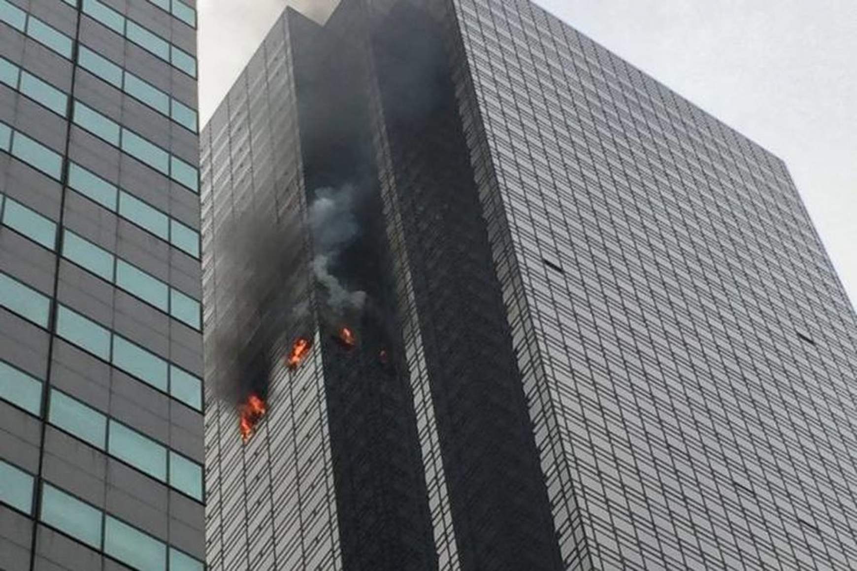 201804081106560.trump-tower-fire.jpg 201804081106560.trump-tower-fire.jpg
