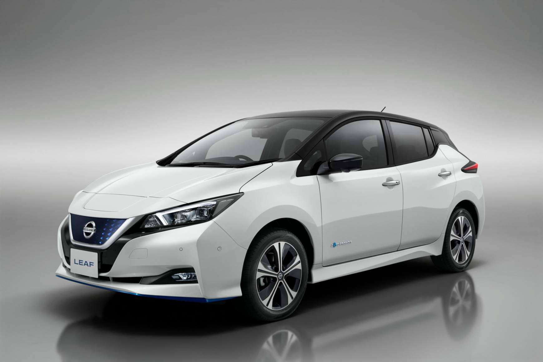 Nissan Leaf: Két új verzió