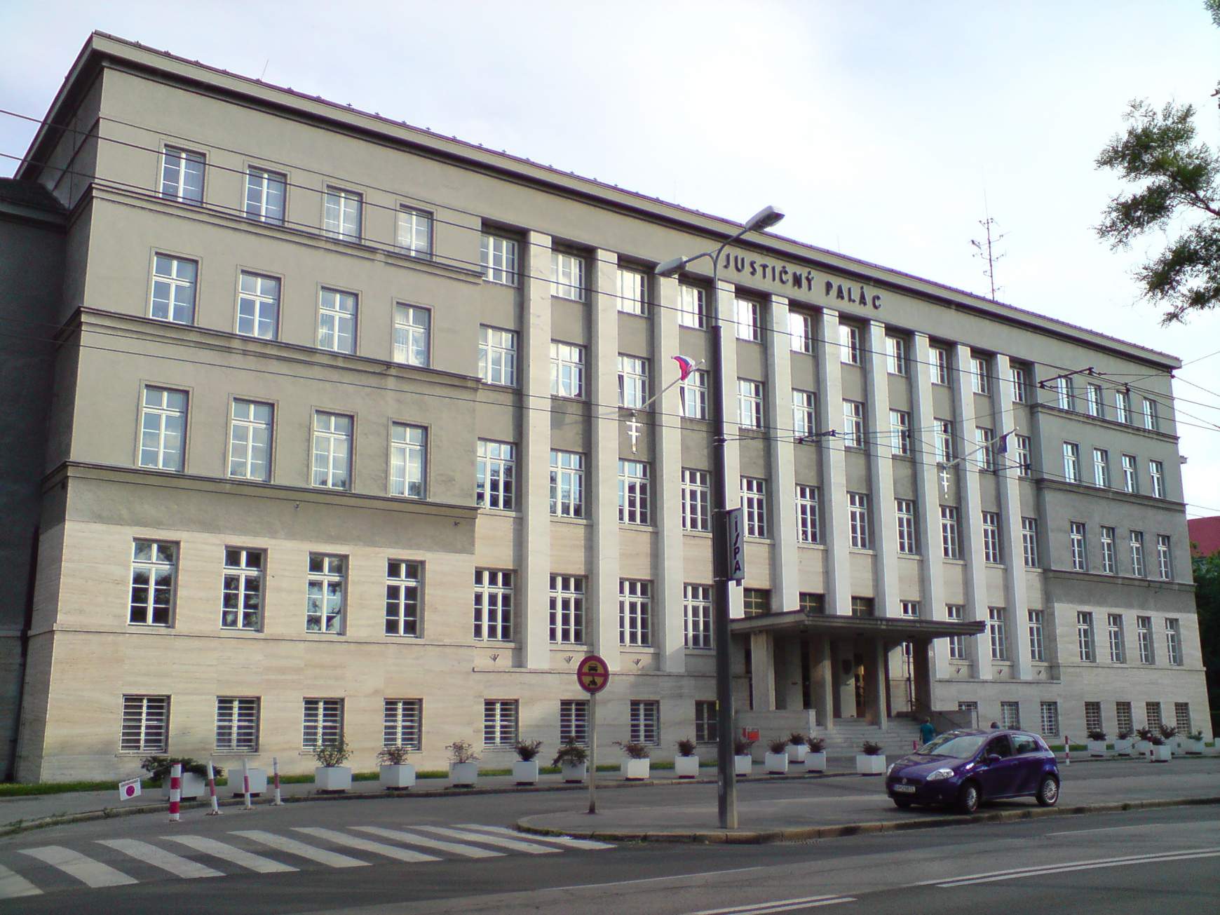 Igazságügyi Palota Pozsony Igazságügyi Palota Pozsony
