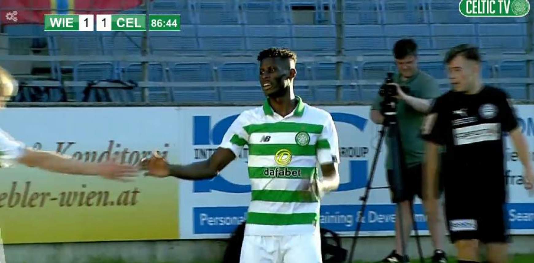 Bayo első gólja a celticben Bayo első gólja a celticben