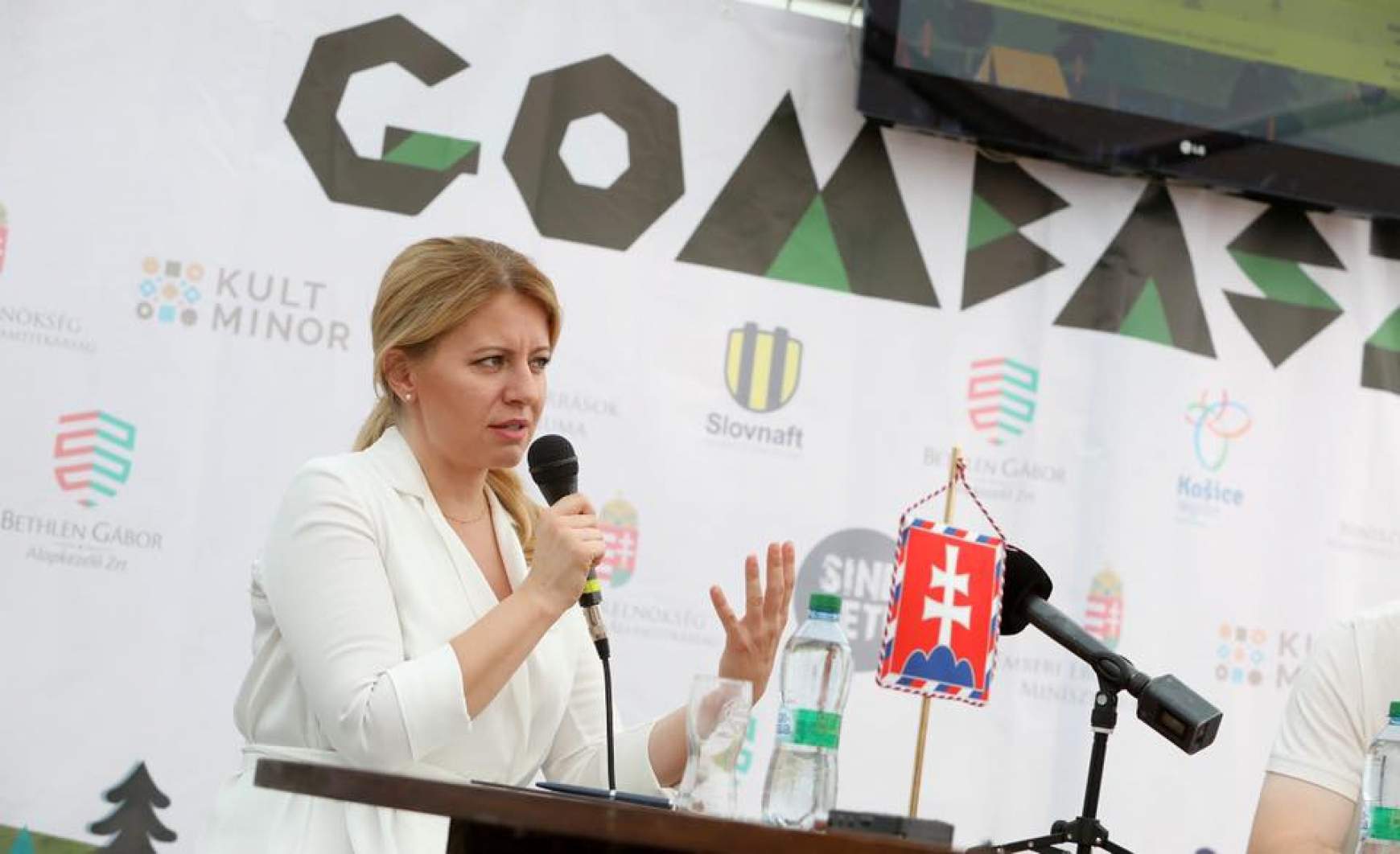 Zuzana Čaputová Gombaszögön