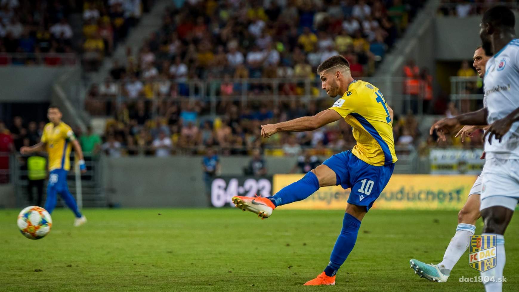 Vida Kristopher a forduló legjobbja, három DAC-játékos a forduló csapatában Vida Kristopher a forduló legjobbja, három DAC-játékos a forduló csapatában