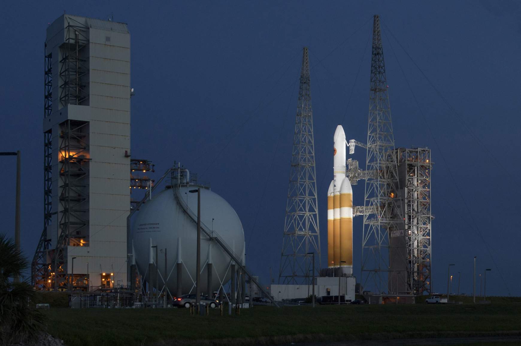 NASA - Delta IV Heavy hordozórakéta