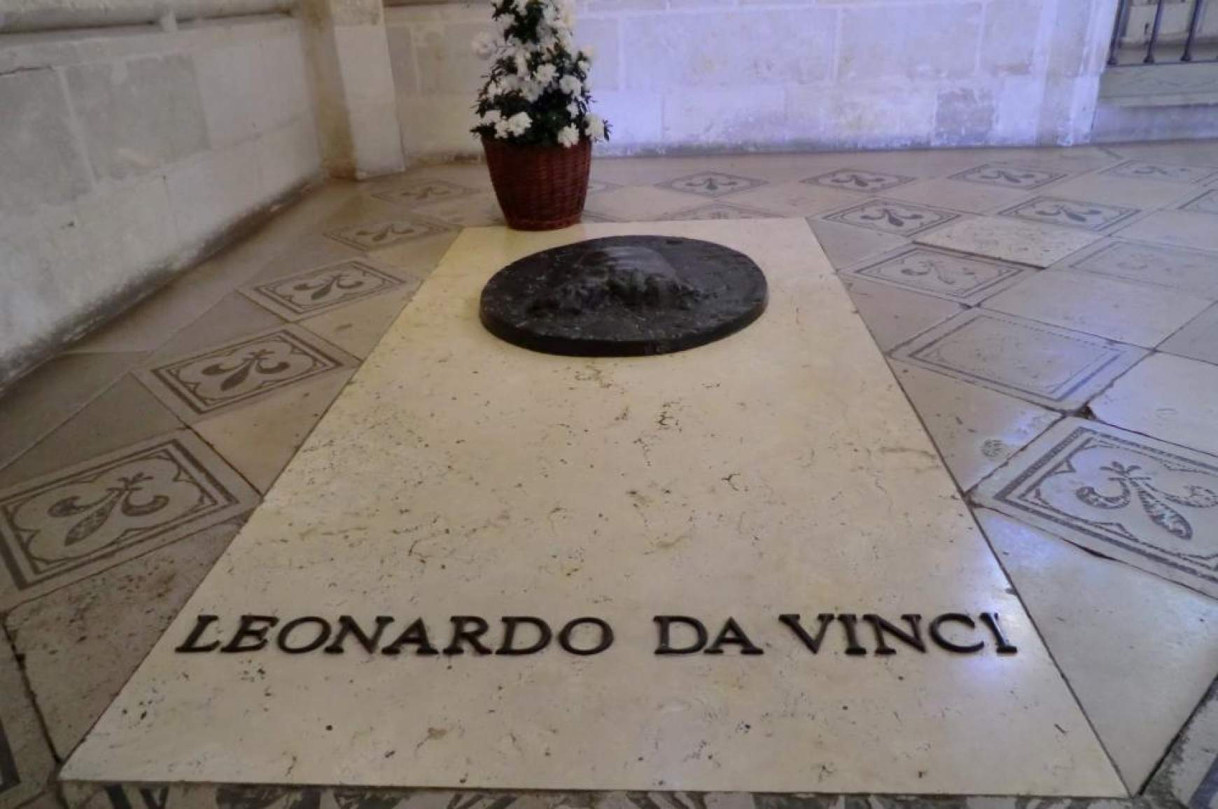 Leonardo síremléke Amboise-ban
