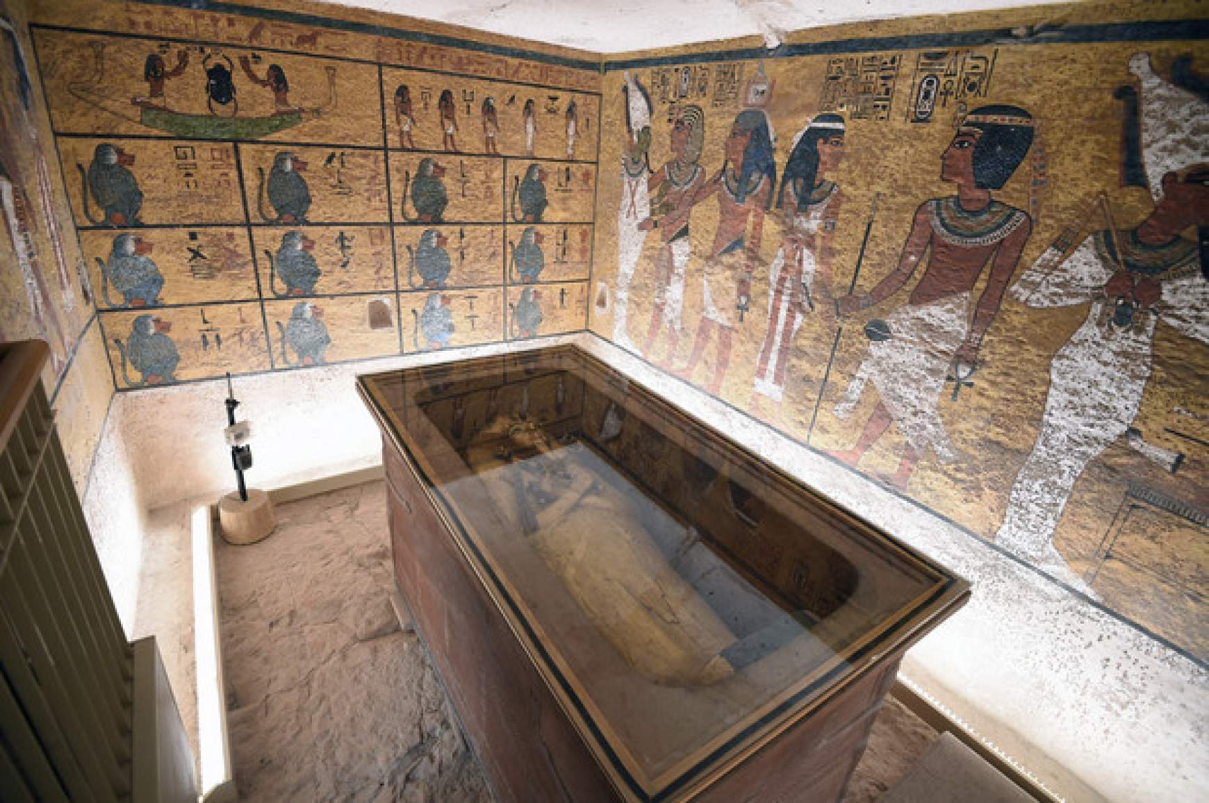 A Luxorhoz közeli Királyok völgyében található sírkamra falain a freskókat is felújították