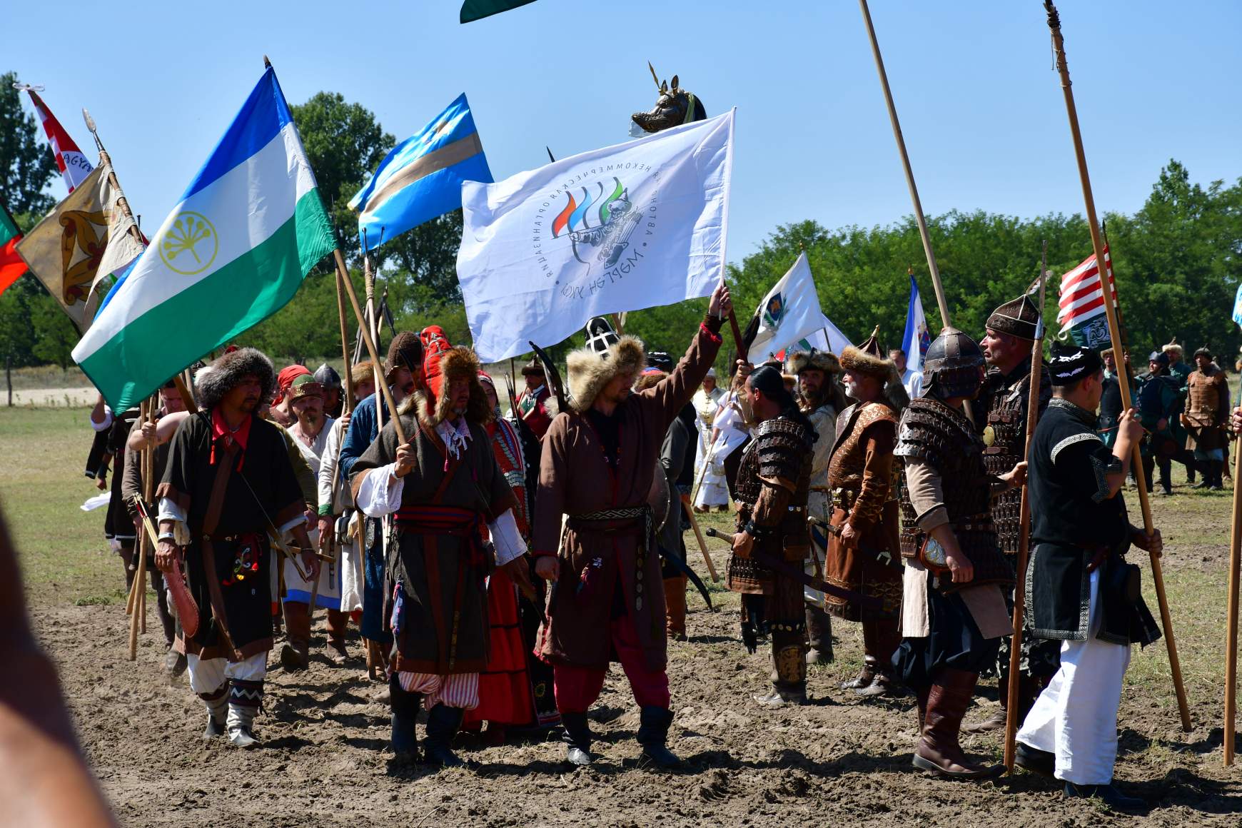 Kurultaj - Magyar Törzsi Gyűlés Kurultaj - Magyar Törzsi Gyűlés