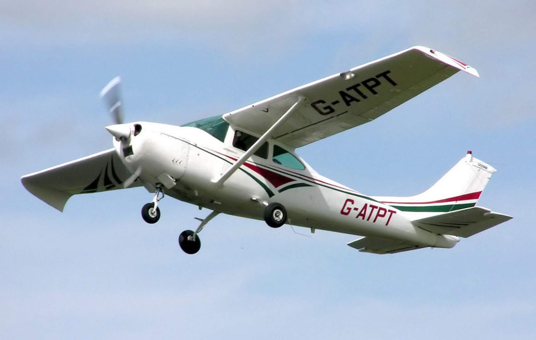 cessna-gep-balesete.jpeg cessna-gep-balesete.jpeg