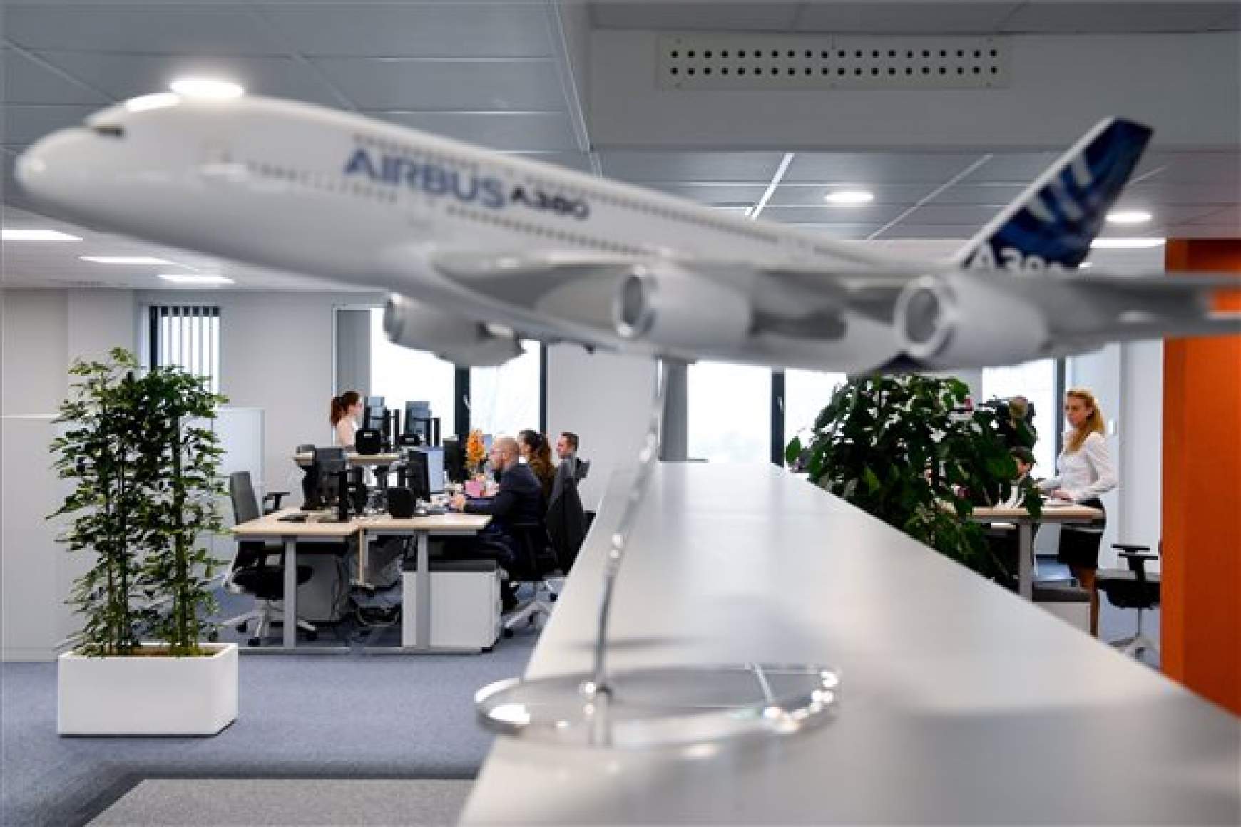 diehl-aviation.jpg diehl-aviation.jpg