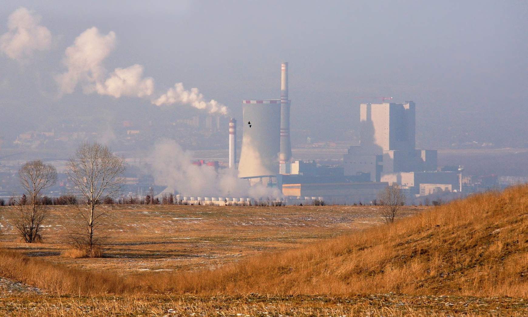 gyárkémény környezetszennyezés füst gyárkémény környezetszennyezés füst