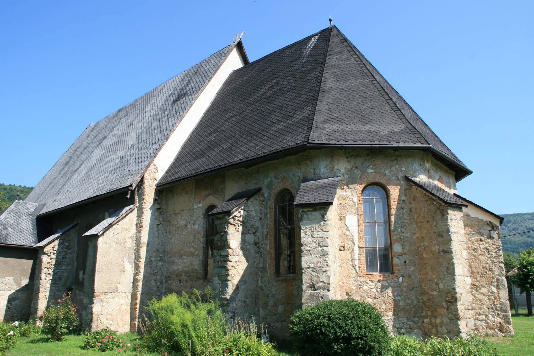 Pelsőc református temploma