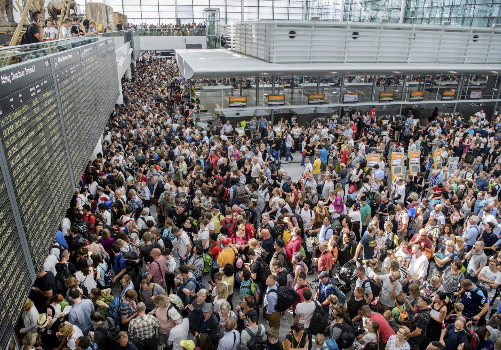 München reptér utasok