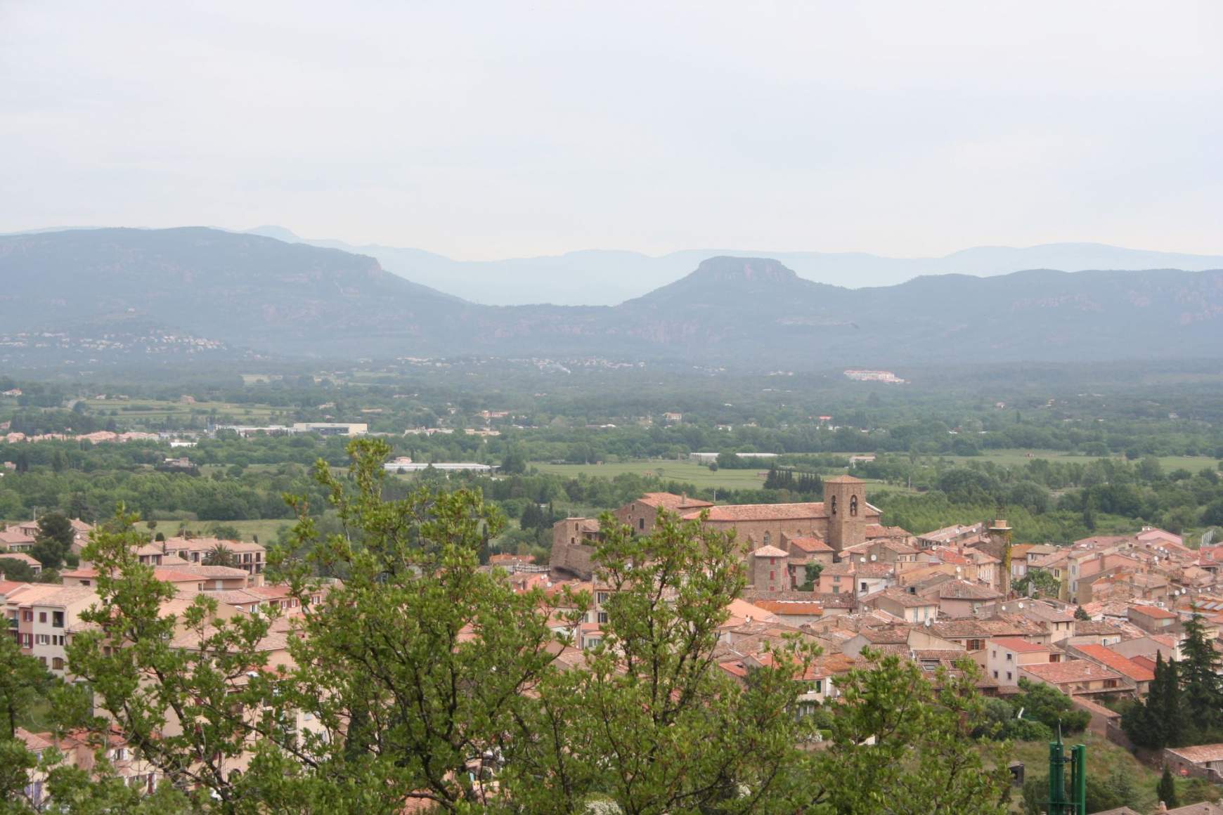 Roquebrune-sur-Argens, Franciaország Roquebrune-sur-Argens, Franciaország