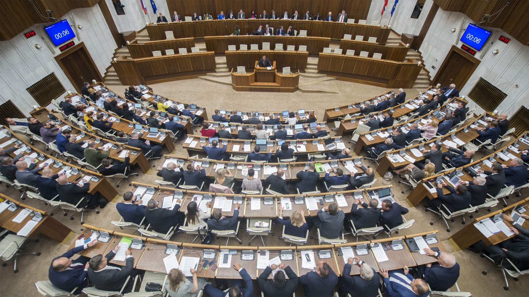 szlovák parlament szlovák parlament