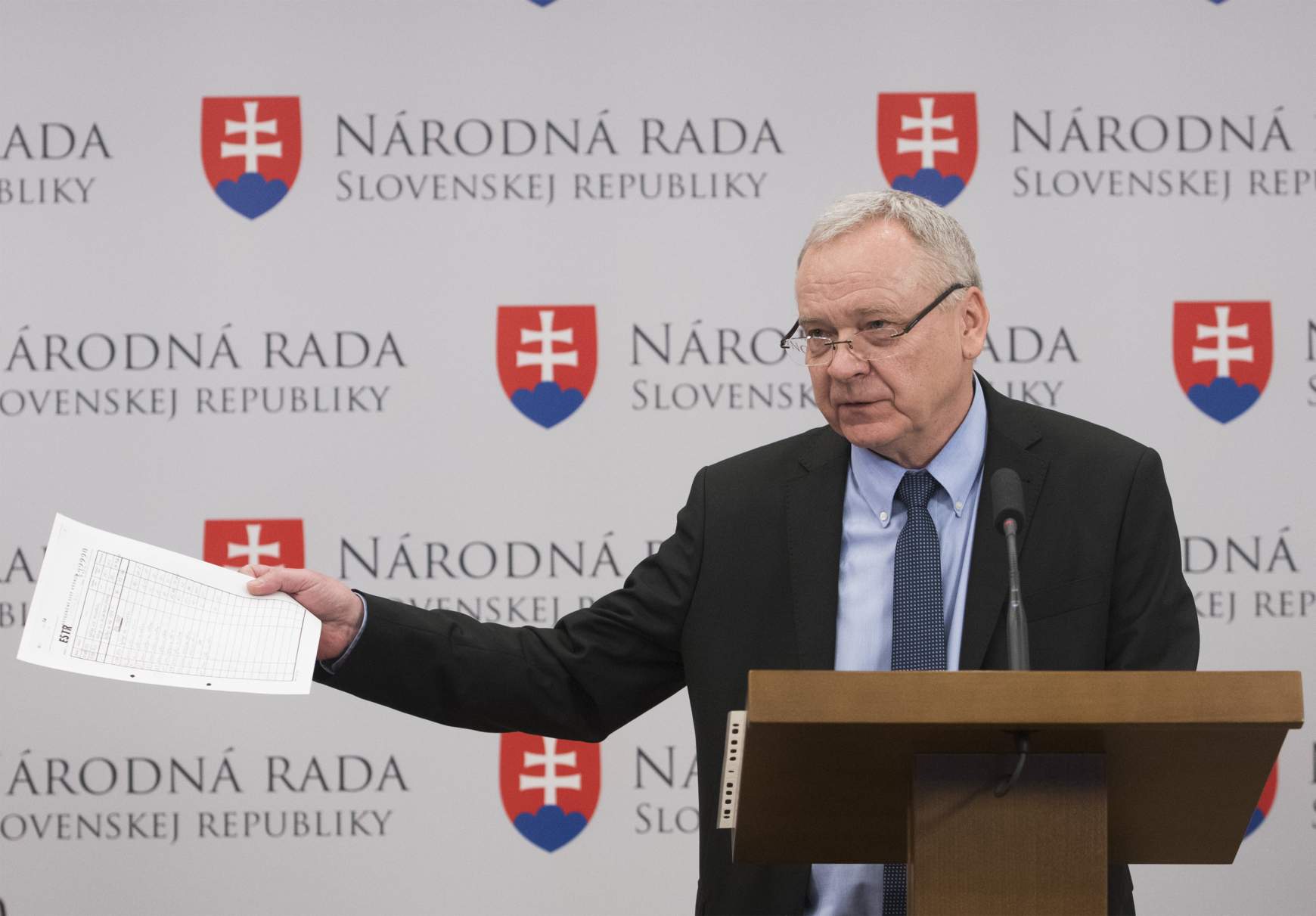 Peter Kresák Peter Kresák