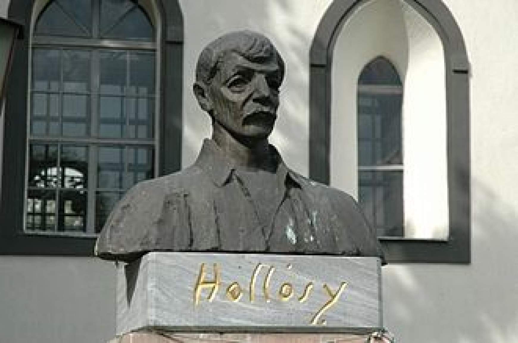 tecso_hollosy.jpg tecso_hollosy.jpg