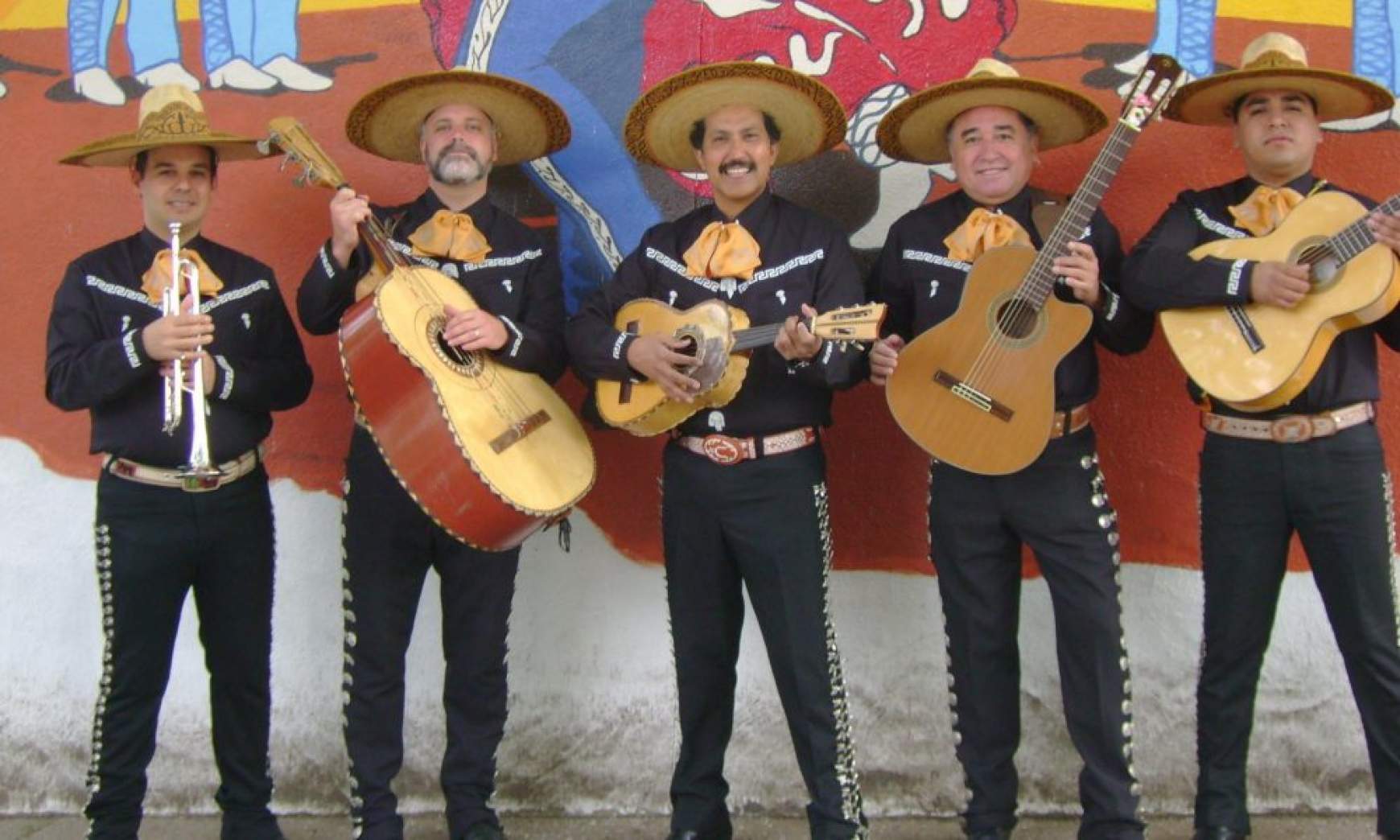 mariachi.jpg mariachi.jpg